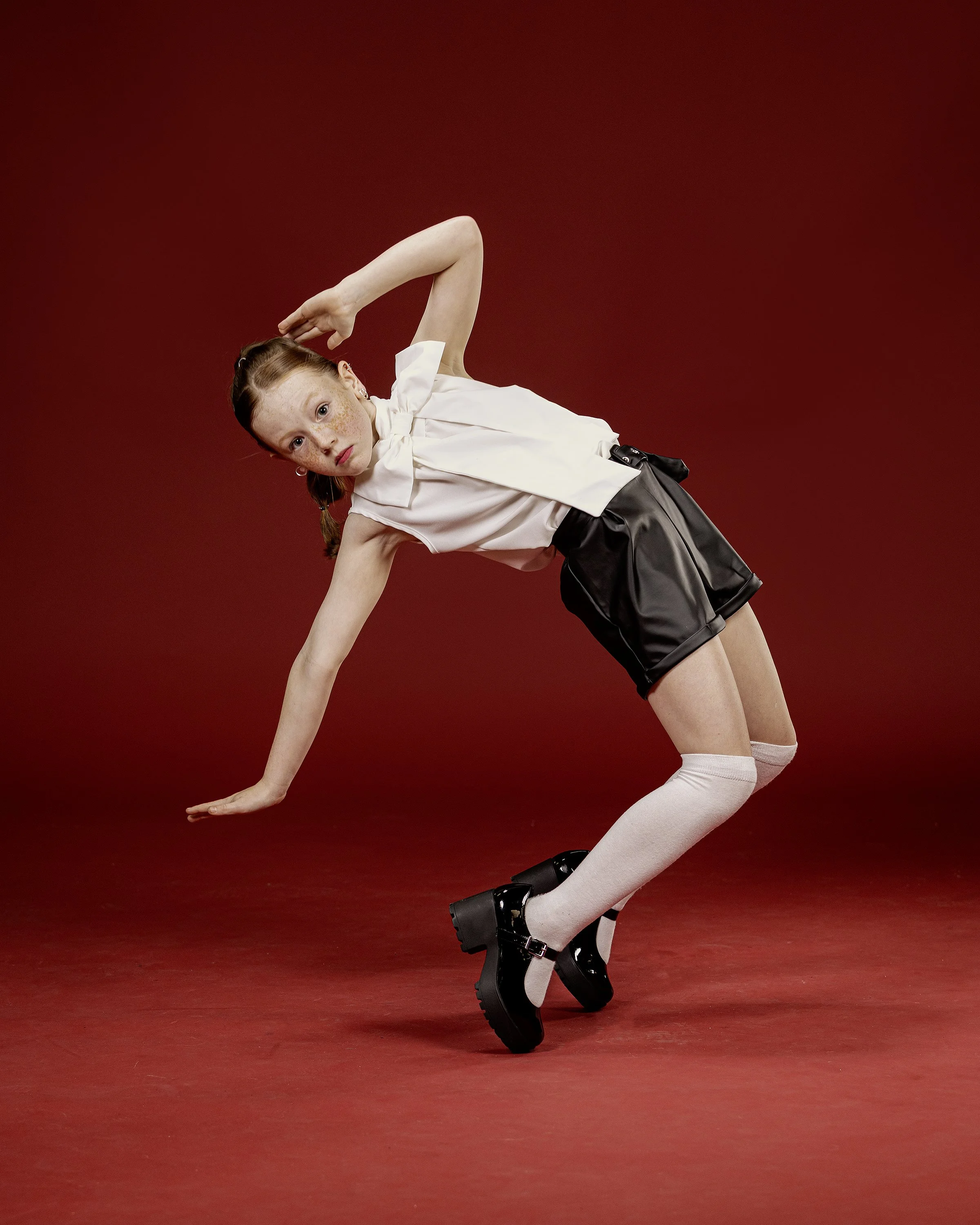 Lucy ShowersDFS0919 0659 8x10.jpg