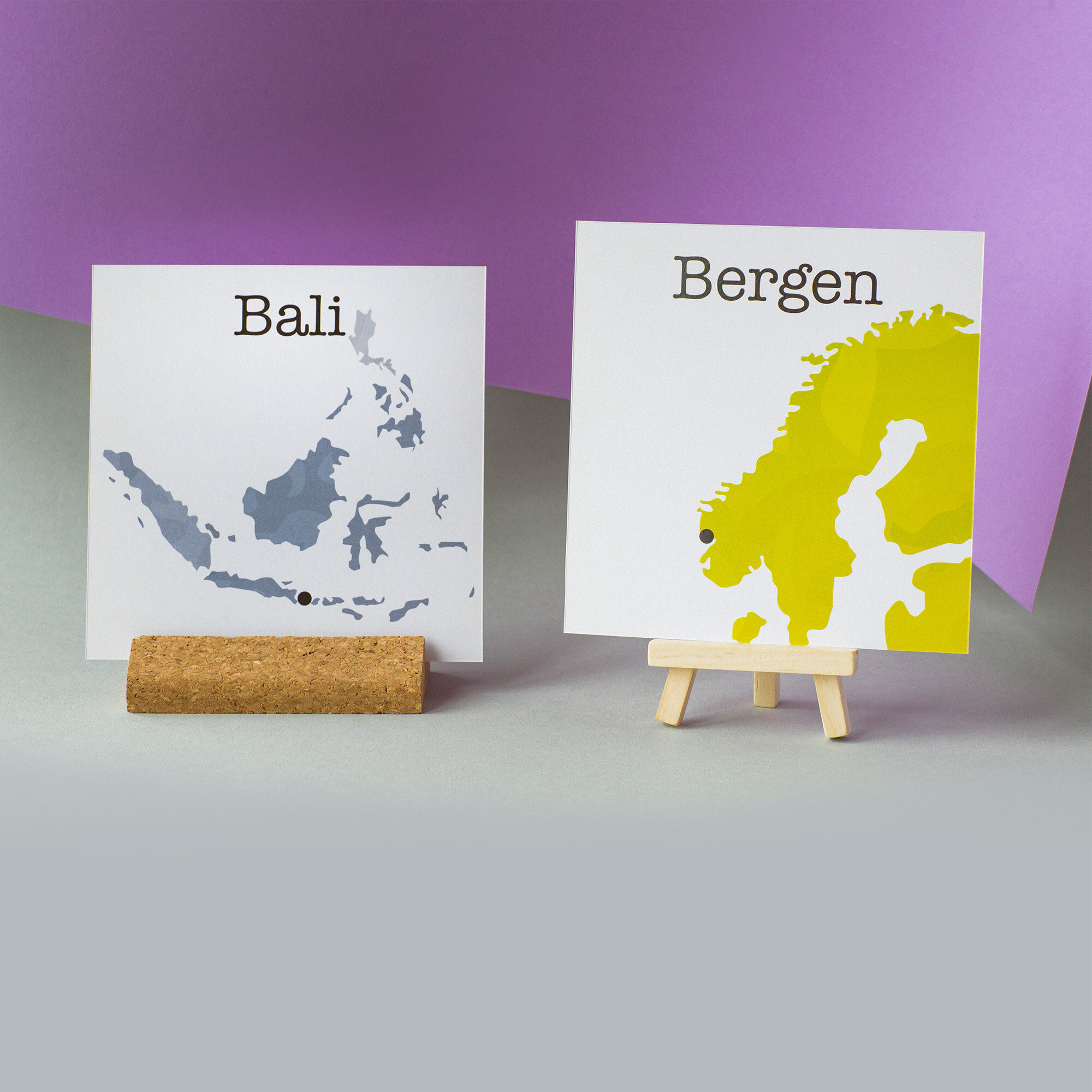 Origami-Fox-world-map-table-name-card.jpg
