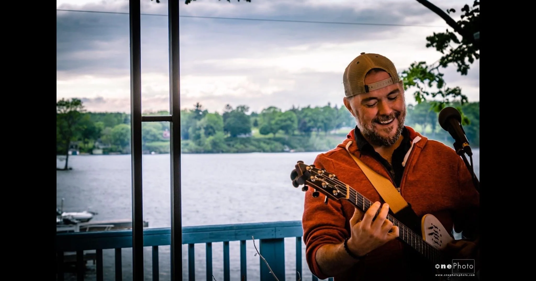 SUNDAY FUNDAY LIVE MUSIC with John McConnell