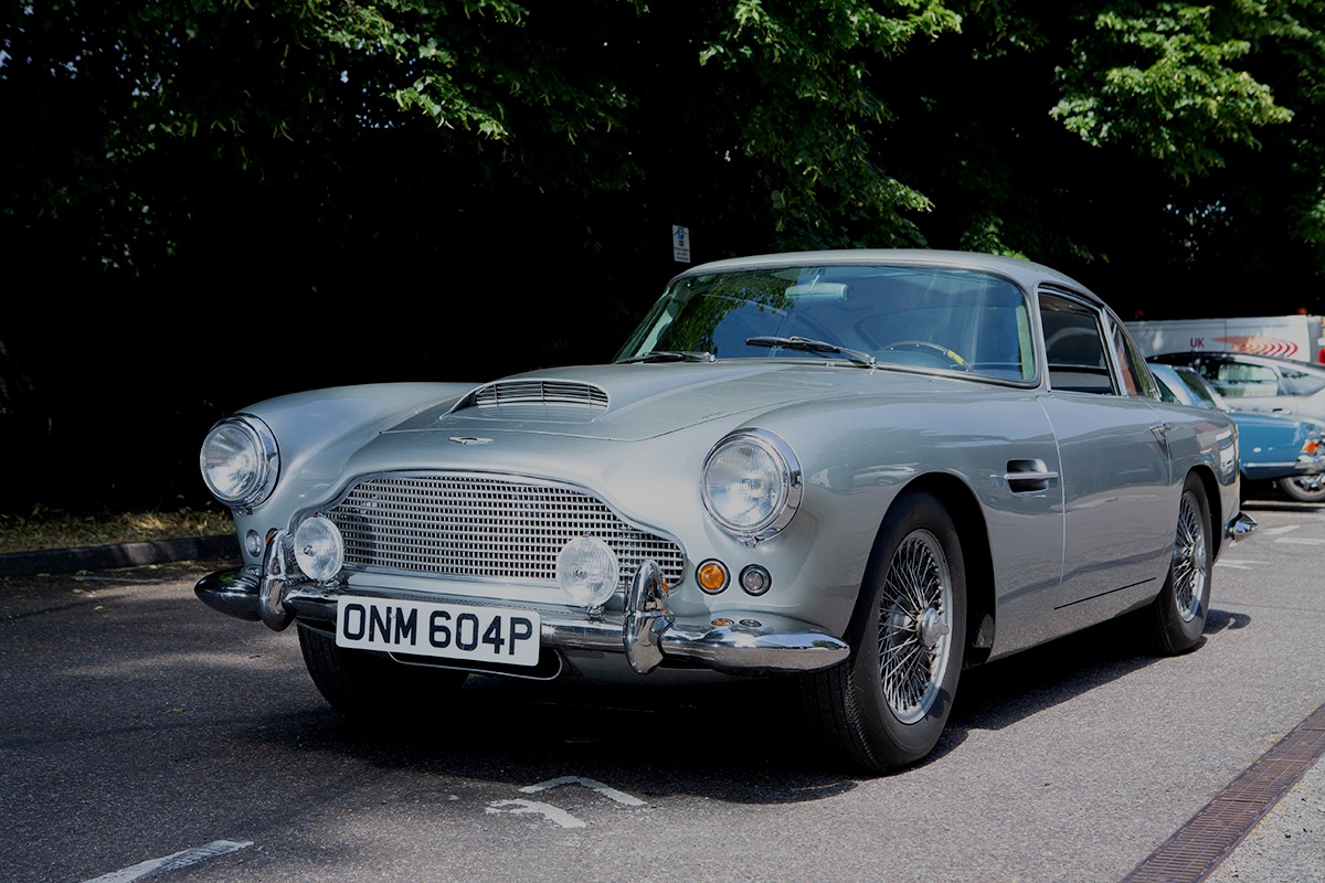 aston.jpg