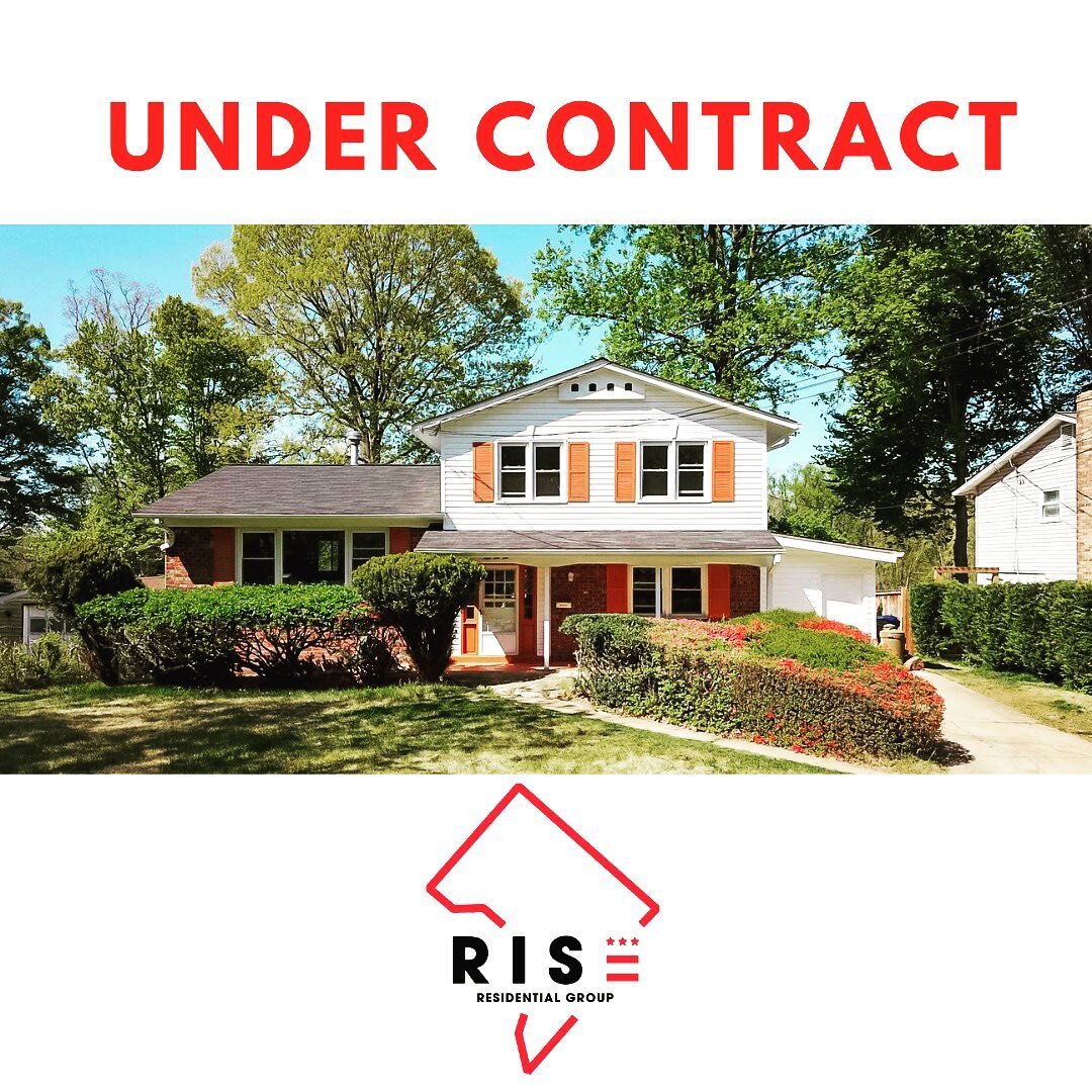 Congrats to our clients for being #undercontract on their first 🏡! Such an exciting time and season of life for them! We are honored and beyond grateful to be a small part of this story! #rise 🚀 

#firsttimehomebuyers #newdigs #moco #mdrealtors #yo