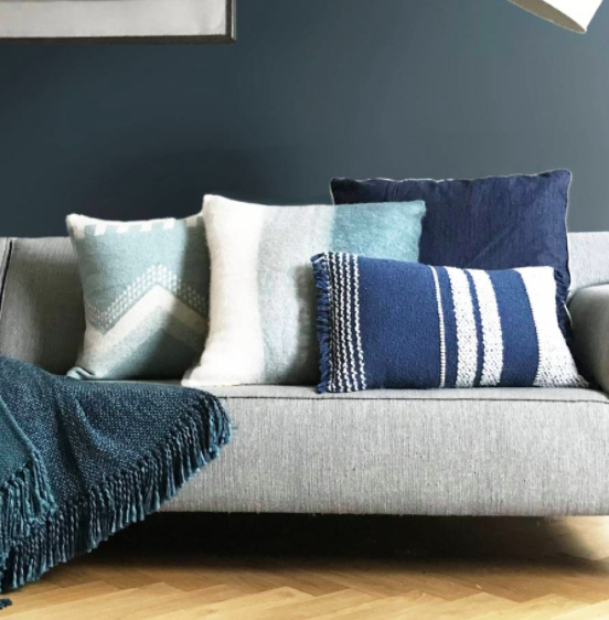Couch Navy Blue And Grey Cushions Blue Cushions On Grey Sofa