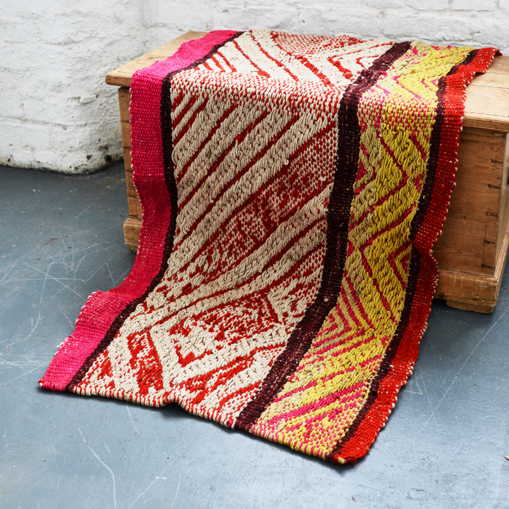 Peru Rug Frazada | Woven Rosa - The Story | Frazada 1