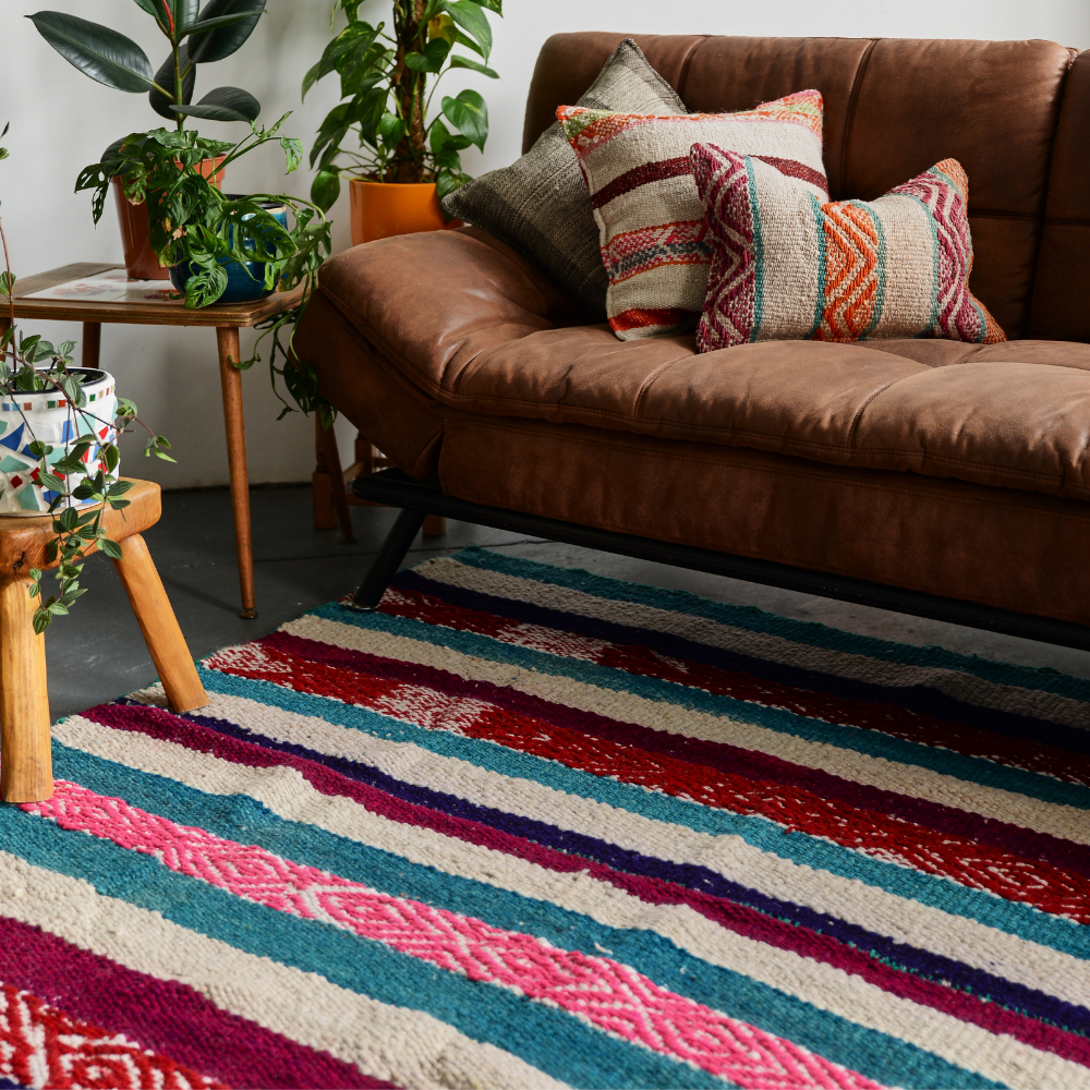 Peru Rug Frazada | Woven Rosa - The Story | Frazada 4