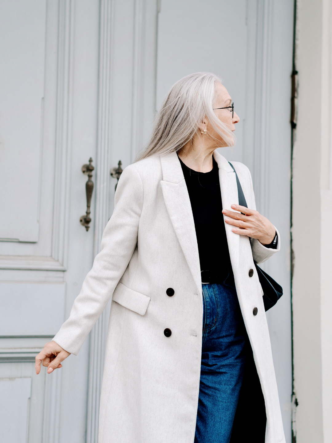 8 Essential Items for a Capsule Wardrobe After 60, According to Style Experts