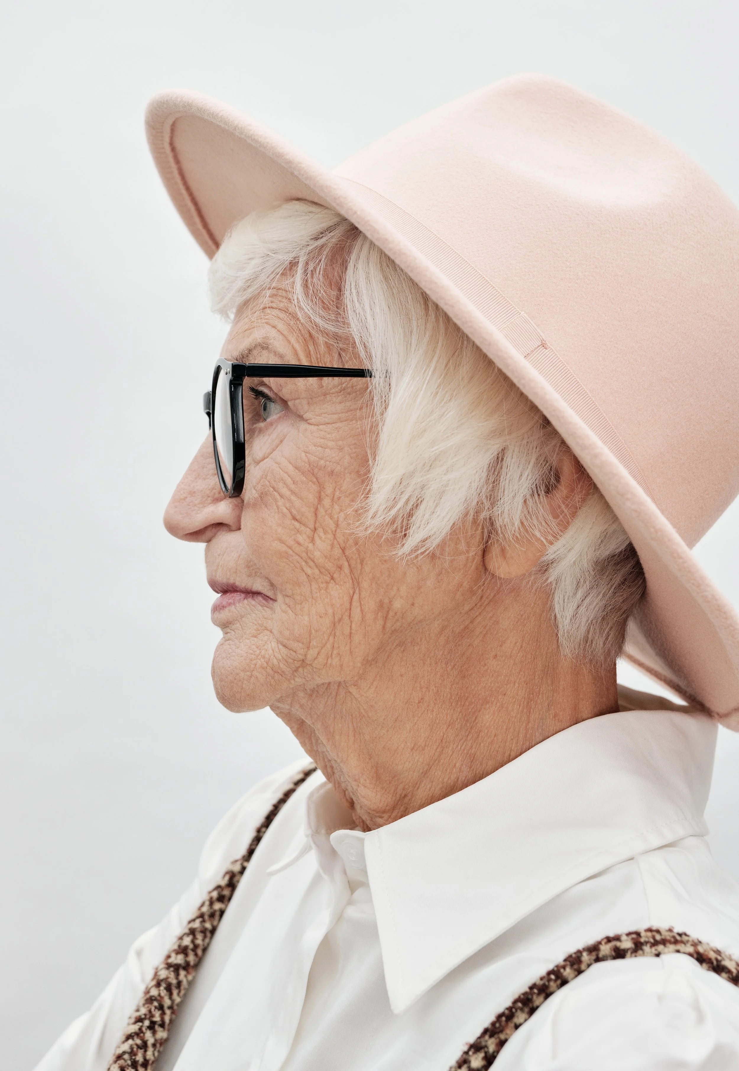 5 Tips for Wearing Pastels If You're Over 60