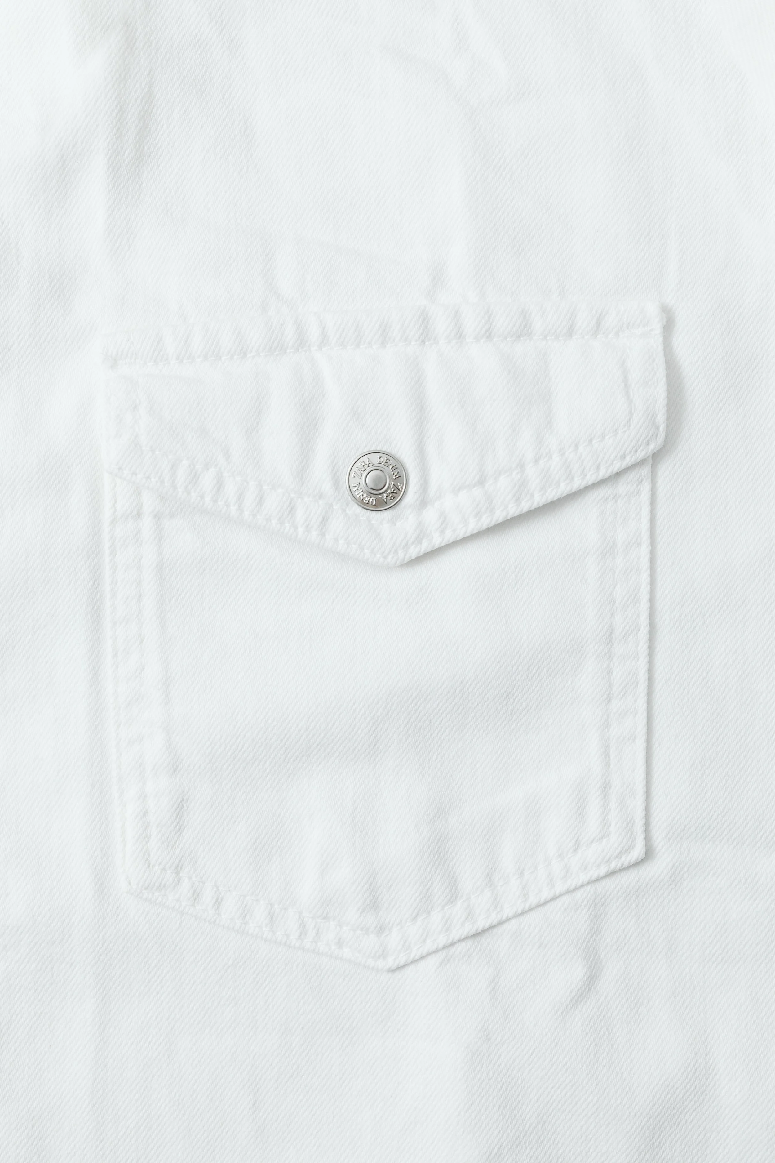 8 Staple Items You Need in Your Summer Wardrobe After 60, Stylists Say