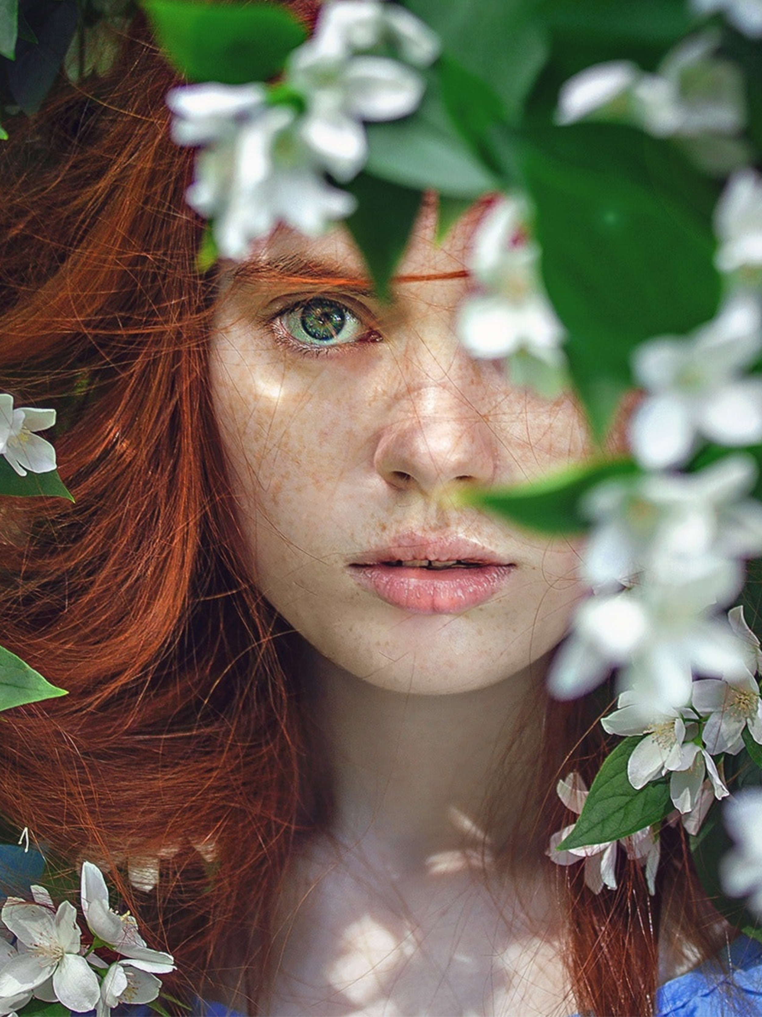 The Best Colors to Wear If You Have Green Eyes, According to Stylists