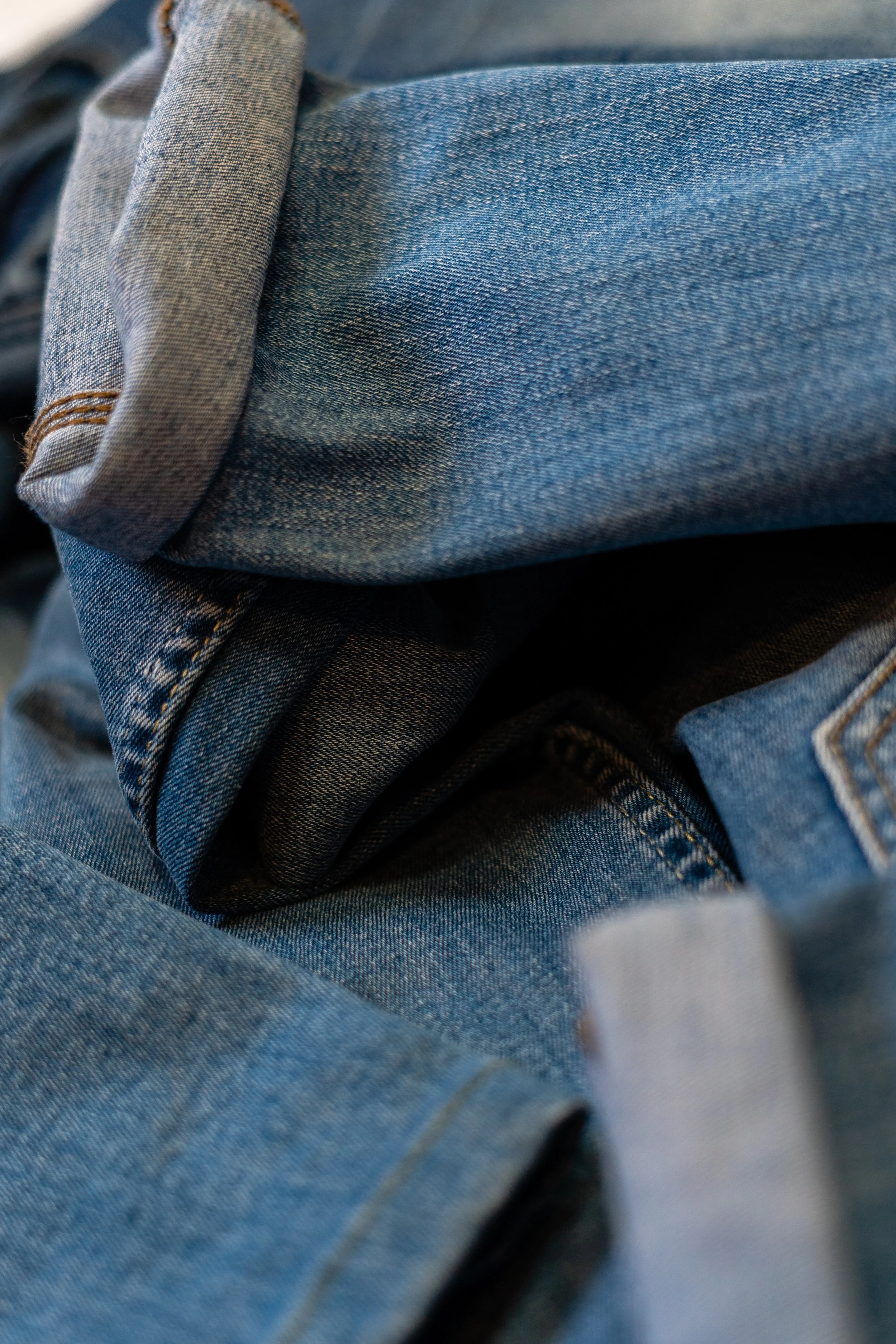 6 Tips for Wearing Boyfriend Jeans Over 60, Stylists Say