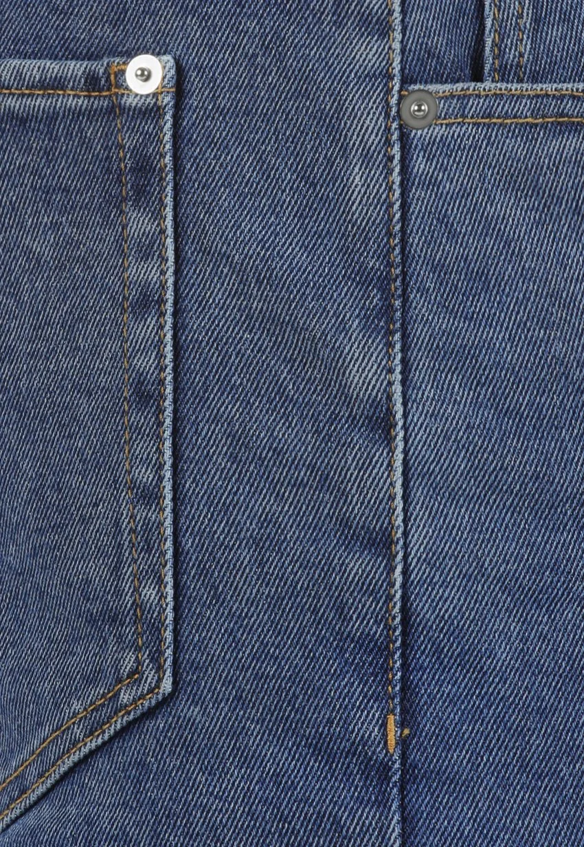 10 Best Places to Buy Jeans for Women, Stylists Say