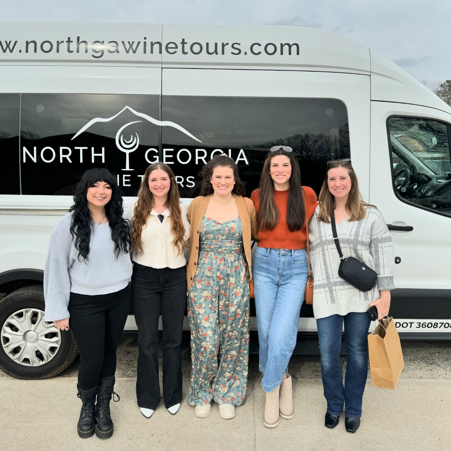 Girls trip wine tour! Pick-up / drop off in Cleveland. Itinerary: @wolfmountainvineyards @cavendercreekvw @kayavineyards 

Reach out today to book your North Georgia Wine Tour!

#northgawinetours #discoverdahlonega #dahlonegaga #experiencenorthga