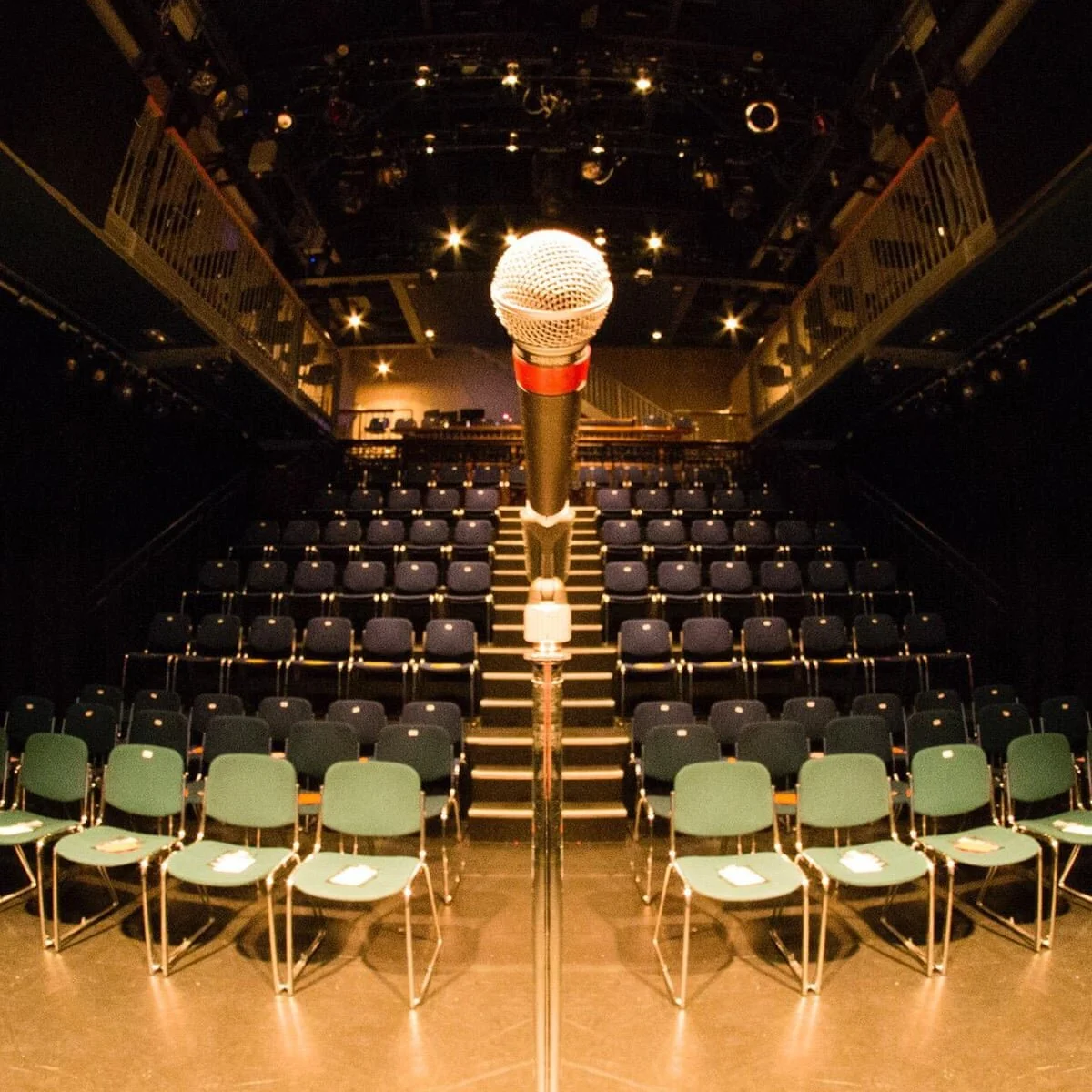 WORK THE ROOM: 10 THINGS YOU SHOULD KNOW