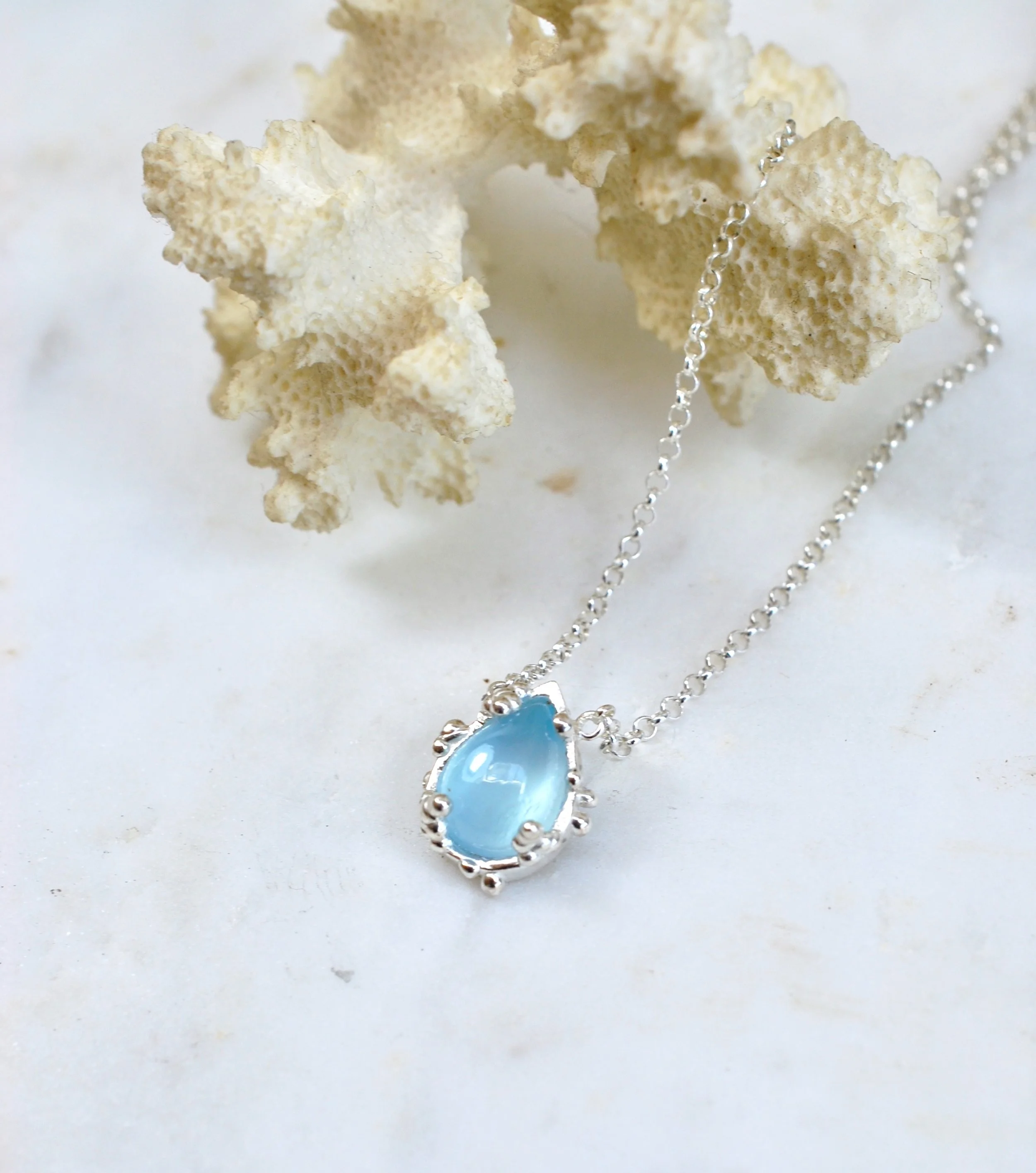 ORGANICA AQUAMARINE PENDANT NECKLACE