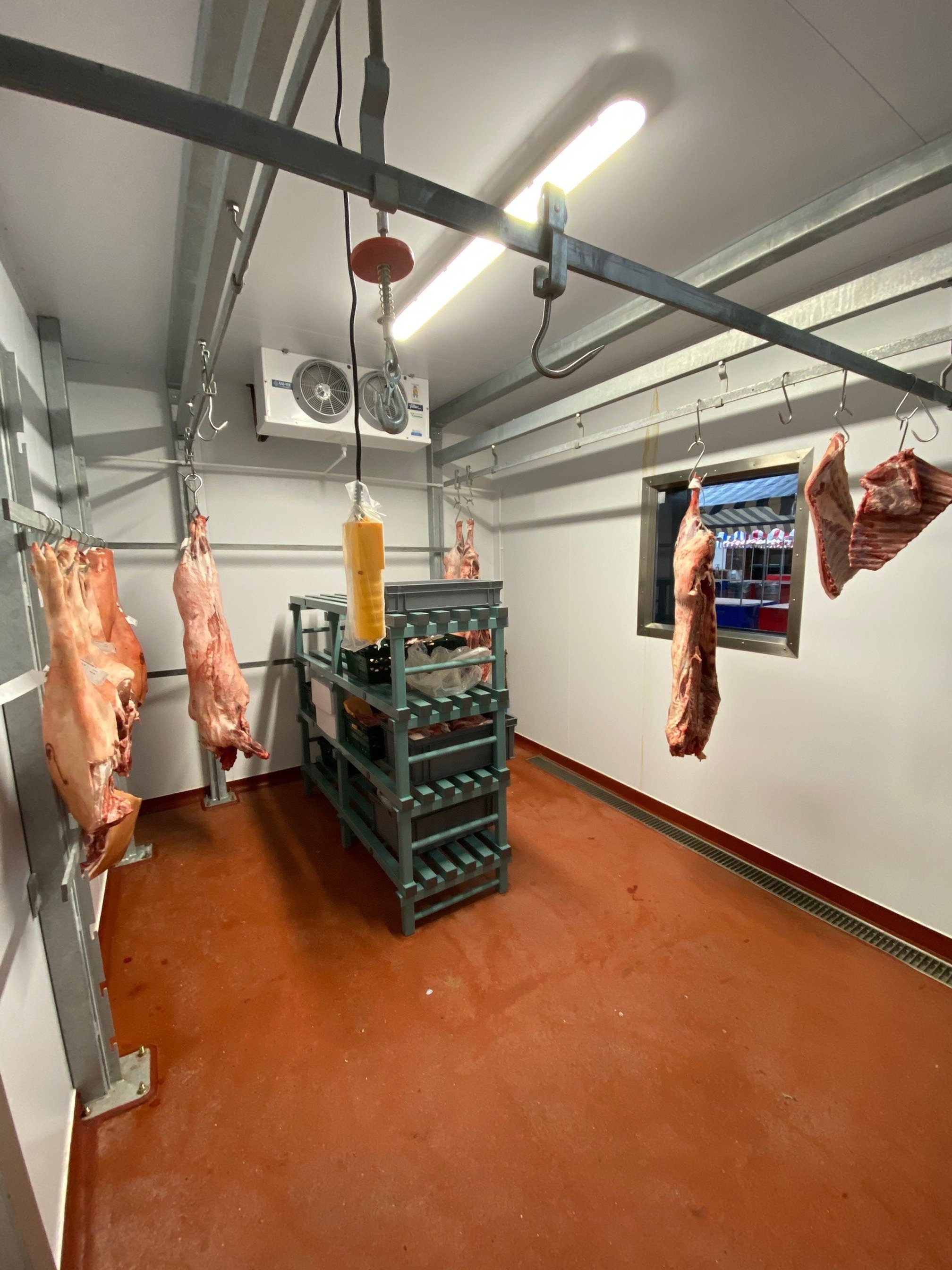 Meat Rail..........jpg