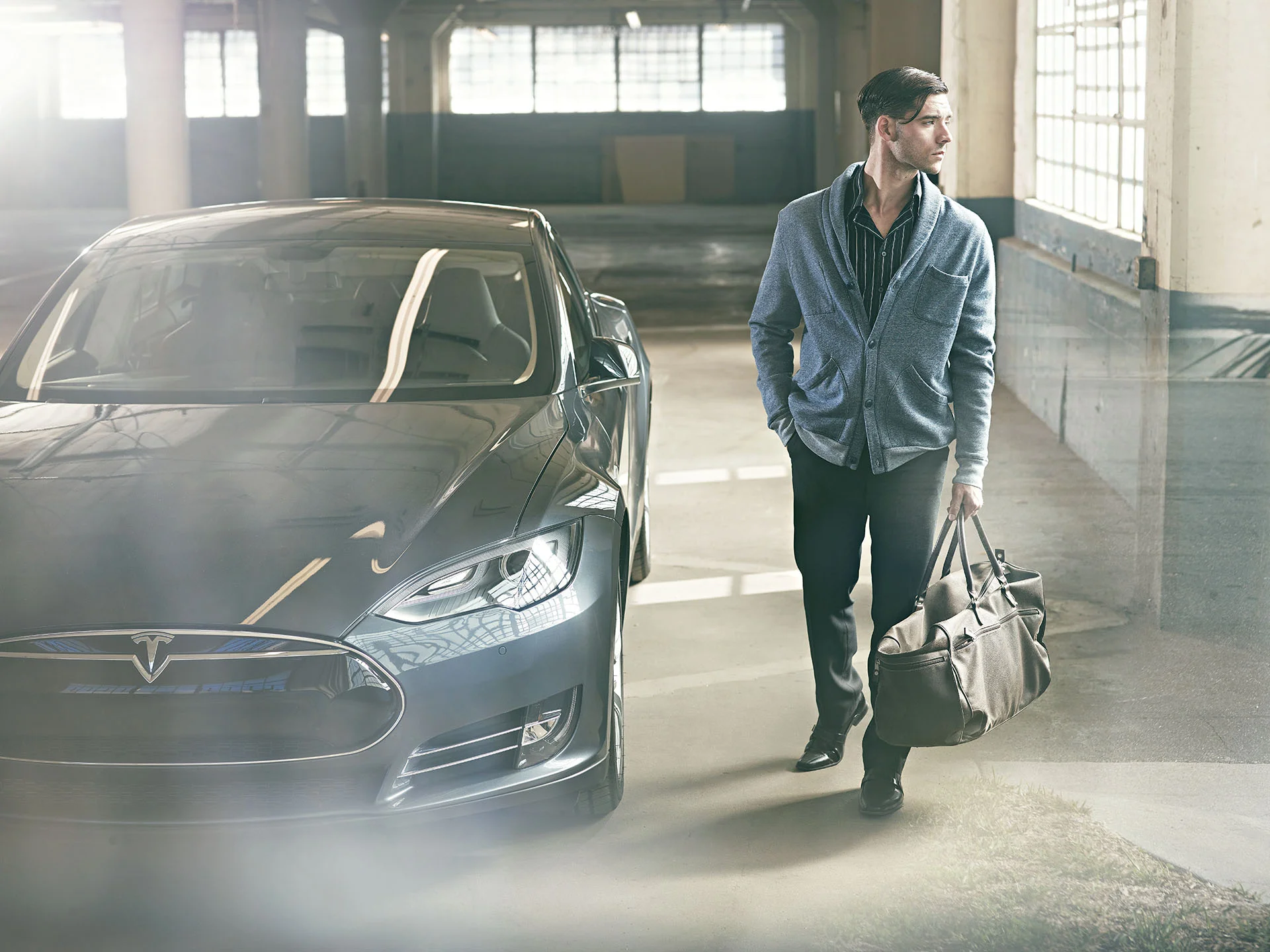 14_17_101100_dw_tesla-0215082_v02_1920pxl.jpg