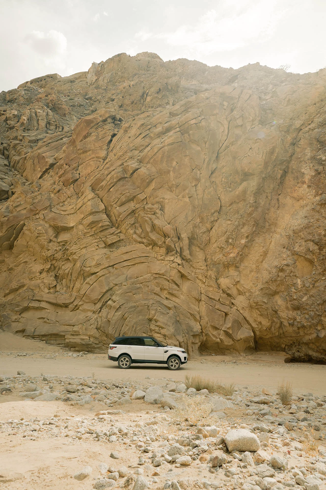 dw_1907_rangerover_01__DWP2522_comp_1920pxl.jpg