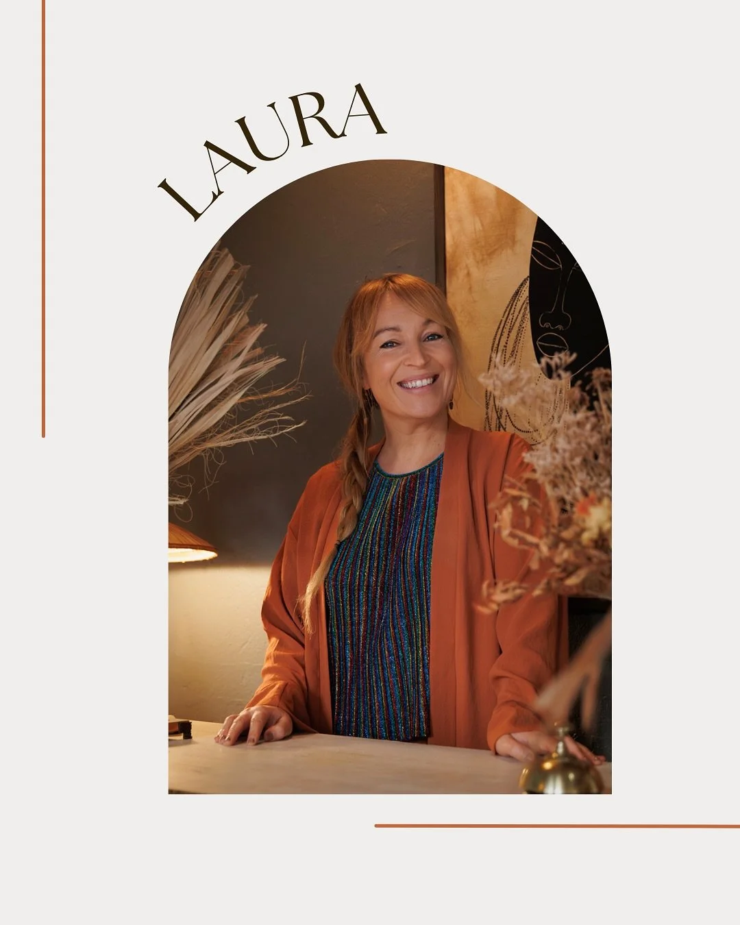 Tutustu Aroha Helsingin tiimiin! Esittelyss&auml; Arohan peustaja/omistaja ja seikkailijatar, Laura @urbanjunglelaura 🤗 (hiusjutut my&ouml;s @arohanlaura ) 

💆🏻&zwj;♀️Pitk&auml;n linjan hiusstylisti, joka on valmistunut parturi-kampaajaksi lukion 