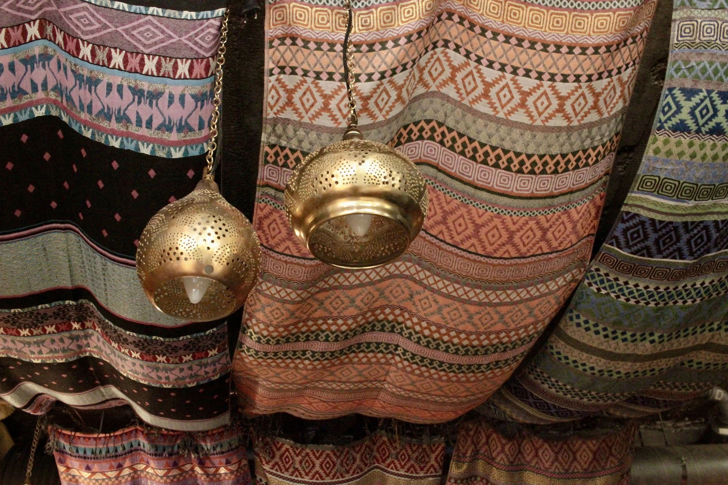 Aroha Helsinki sisustus.