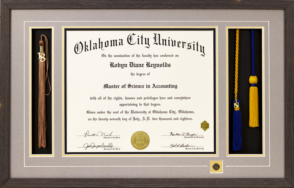 Signature AnnouncementsSouthwestern-Oklahoma-State-University Doctorate Sculpted Foil Seal Graduation Diploma Frame 20 x 20 Matte Mahogany 