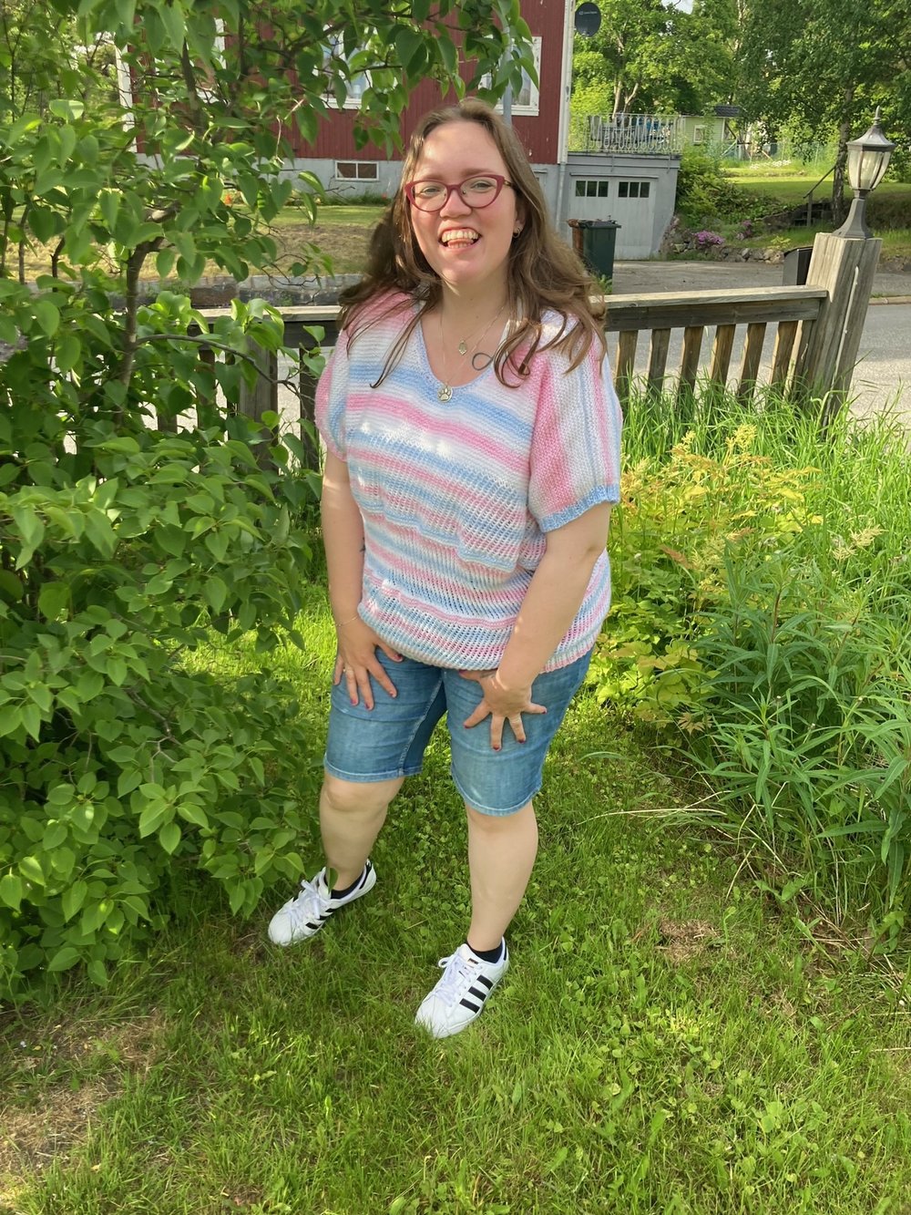 Sandra - King Cole Melody double knitting - 2XL - 16" positive ease