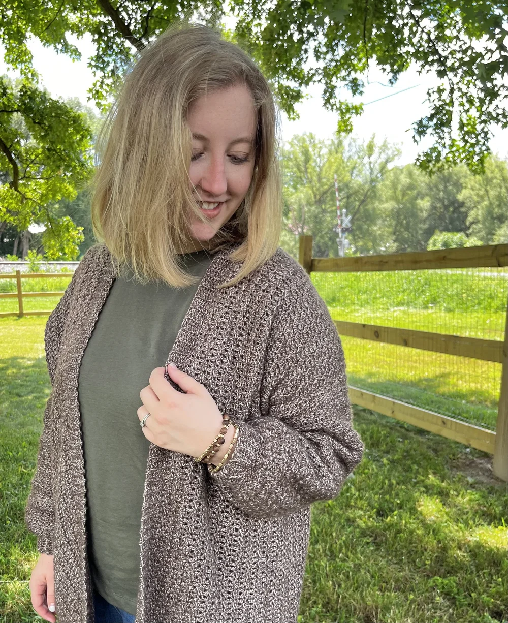 Sarah - M - Lang Yarns Angelina - +12" ease