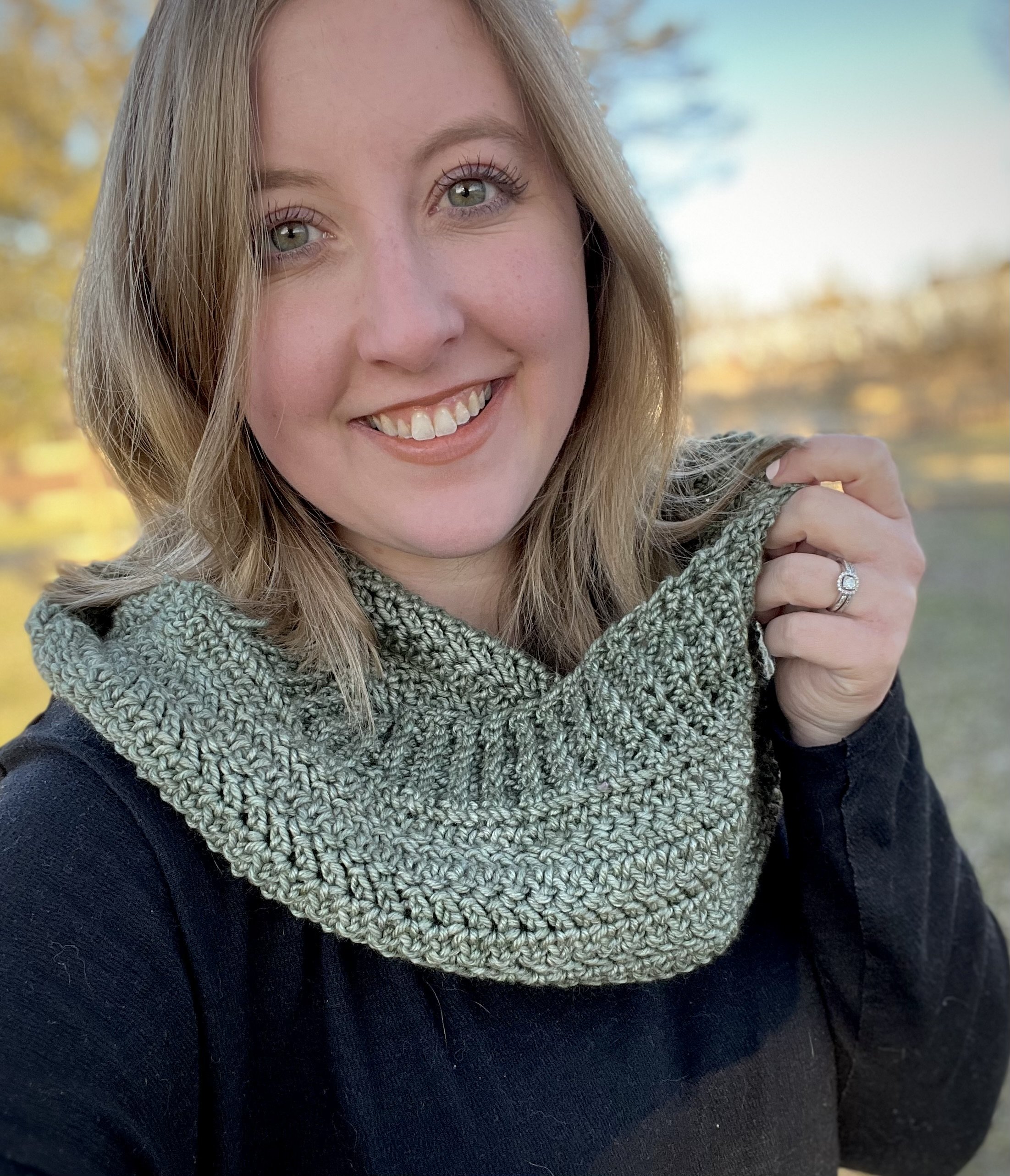 Sarah - The Plucky Knitter Traveler