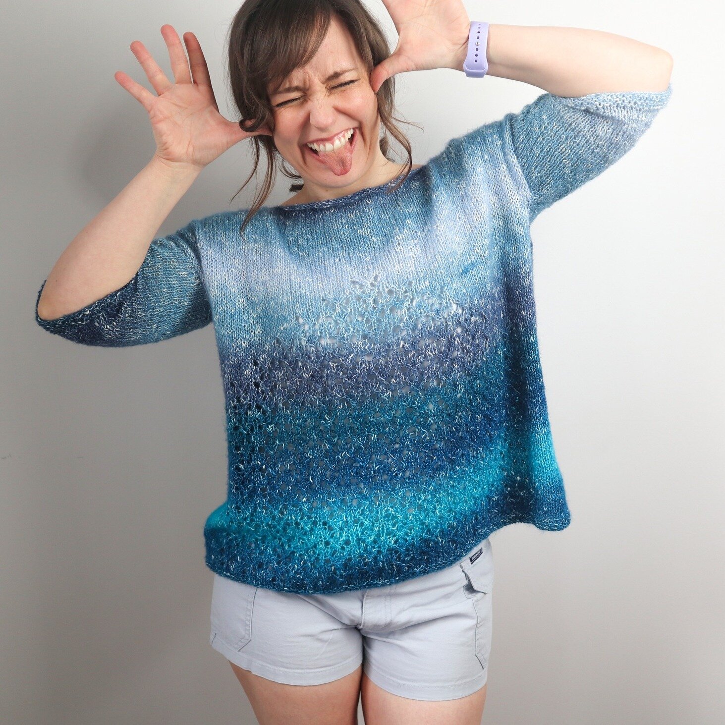 Ocean Meets Sky Sweater!! So gorgeous in variegated yarn. That fade 🥹 

I was crushed to see this yarn was discontinued 🥲

But, there's tons of cool weight 4 yarns you can make this sweater in. You might even have the perfect yarn in your stash rig