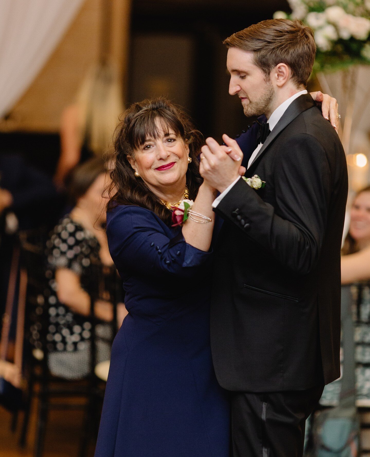 Happy Mother's Day to all the mamas out there! 💕⁠
.⁠
.⁠
.⁠
Venue + Catering: @markethall1914⁠
Photo: @thejppratt⁠
Band: @irresistiblegroove⁠
Cake: @thecupcakeshopperaleigh⁠
Event Planner: @lilyroseevents