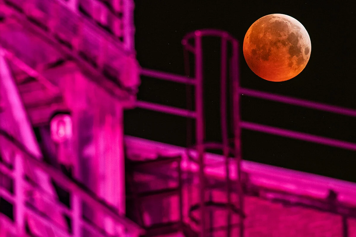 Bildjournalismus | Blutmond in Duisburg