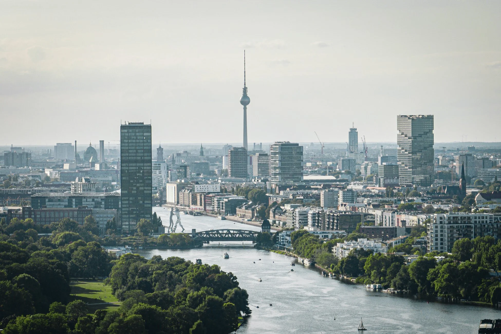 MarcelKusch-Drohnenaufnahmen-Bayern-Tegernsee-1
luftbild berlin, luftbild berlin, drohnenaufnahmen berlin, drohnenaufnahmen berlin, luftbild duesseldorf, drohnenaufnahmen ruhrgebiet, drohnenaufnahmen essen, luftbild nrw, drohnenfotografie, drohnenauf