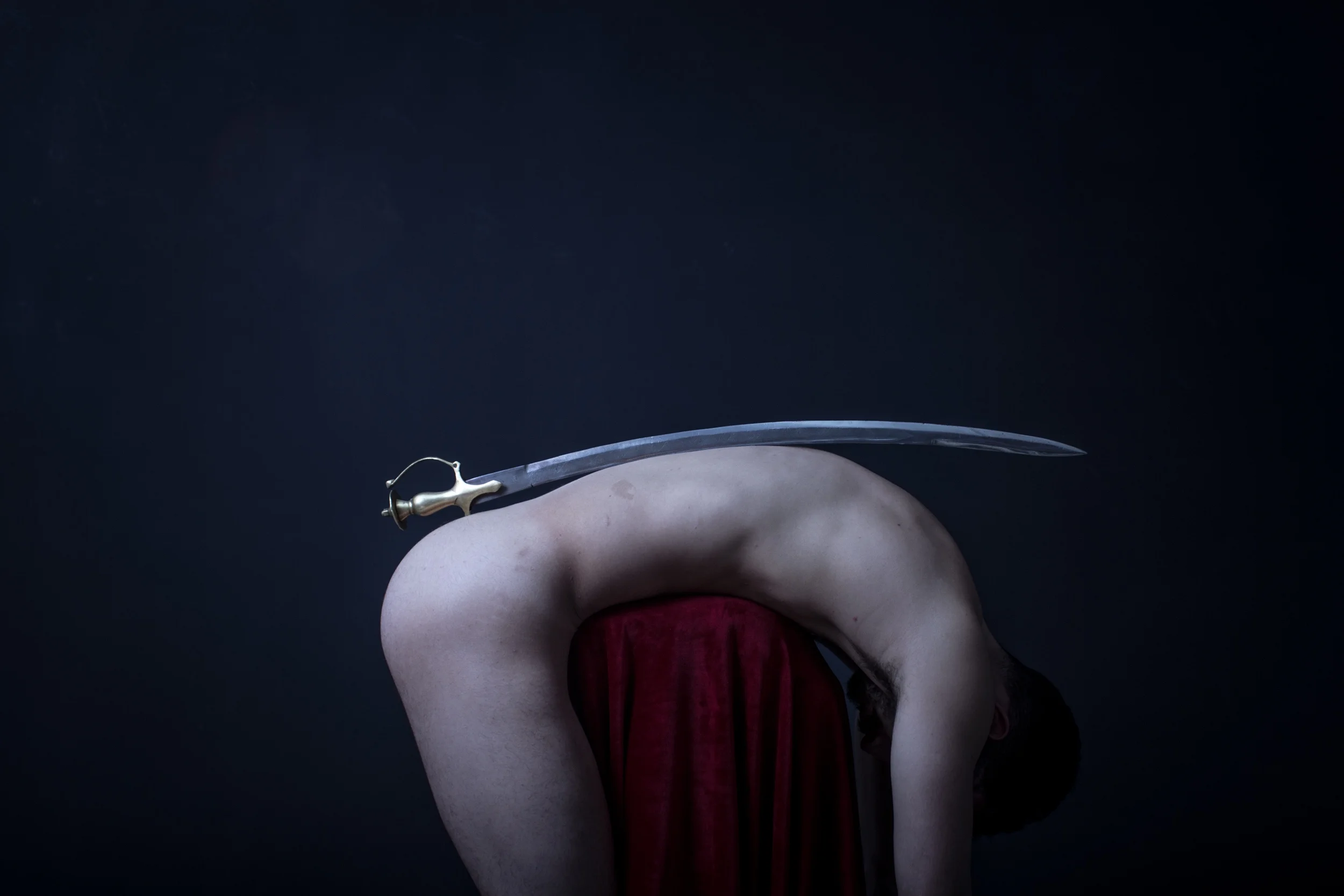  How relationships change.How movement change.How bodies orbit around each other.How far is one willing to sacrifice for love. As one moves and leave pieces behind, one learns how to cut to be able to survive.    Three people read personal love lette