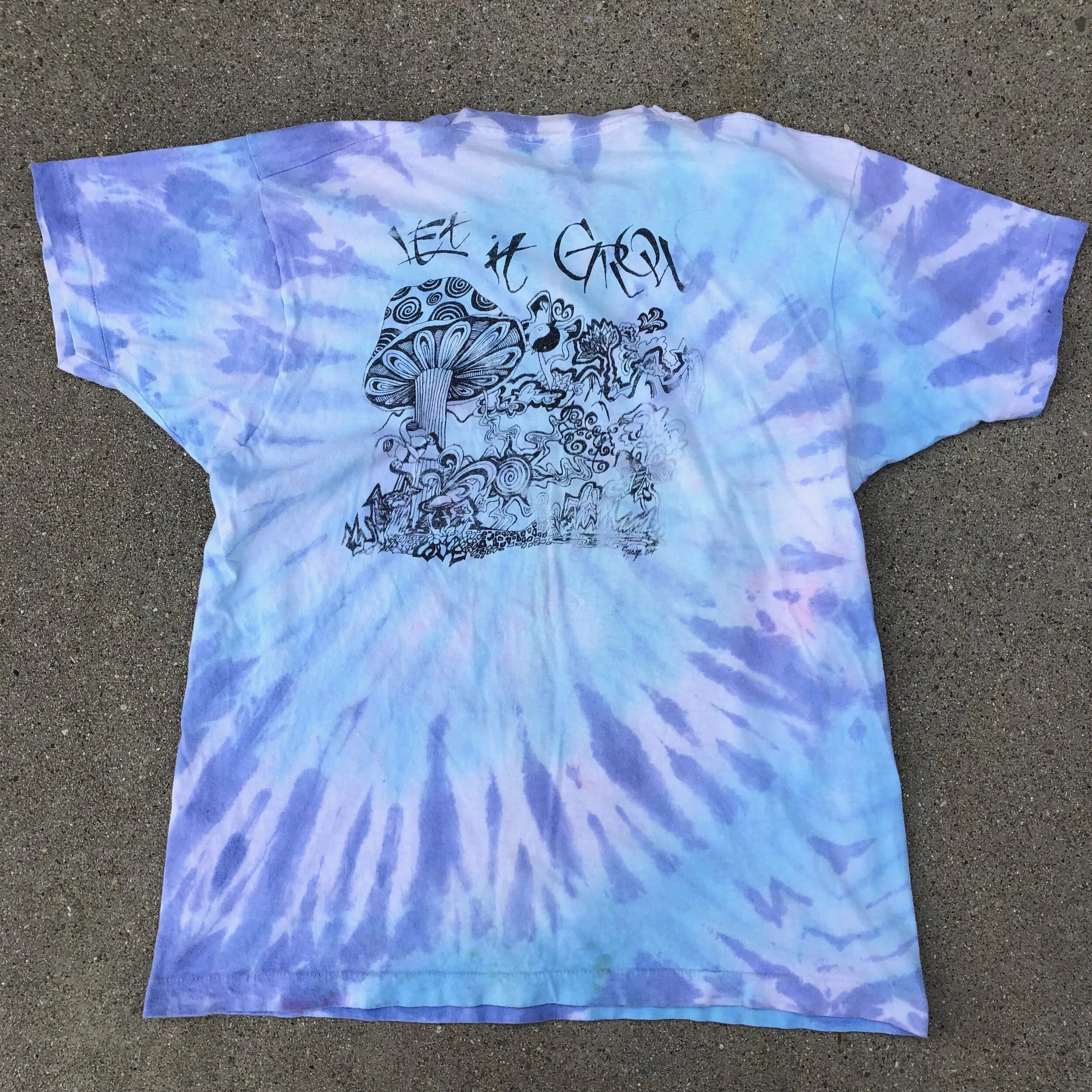 Tie-Dye_skull_purpleblue_17.JPG