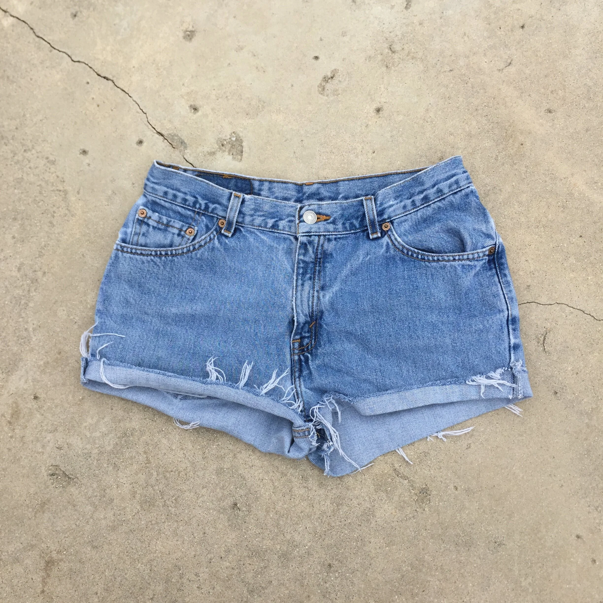 Levis_501CutOffs_1.JPG