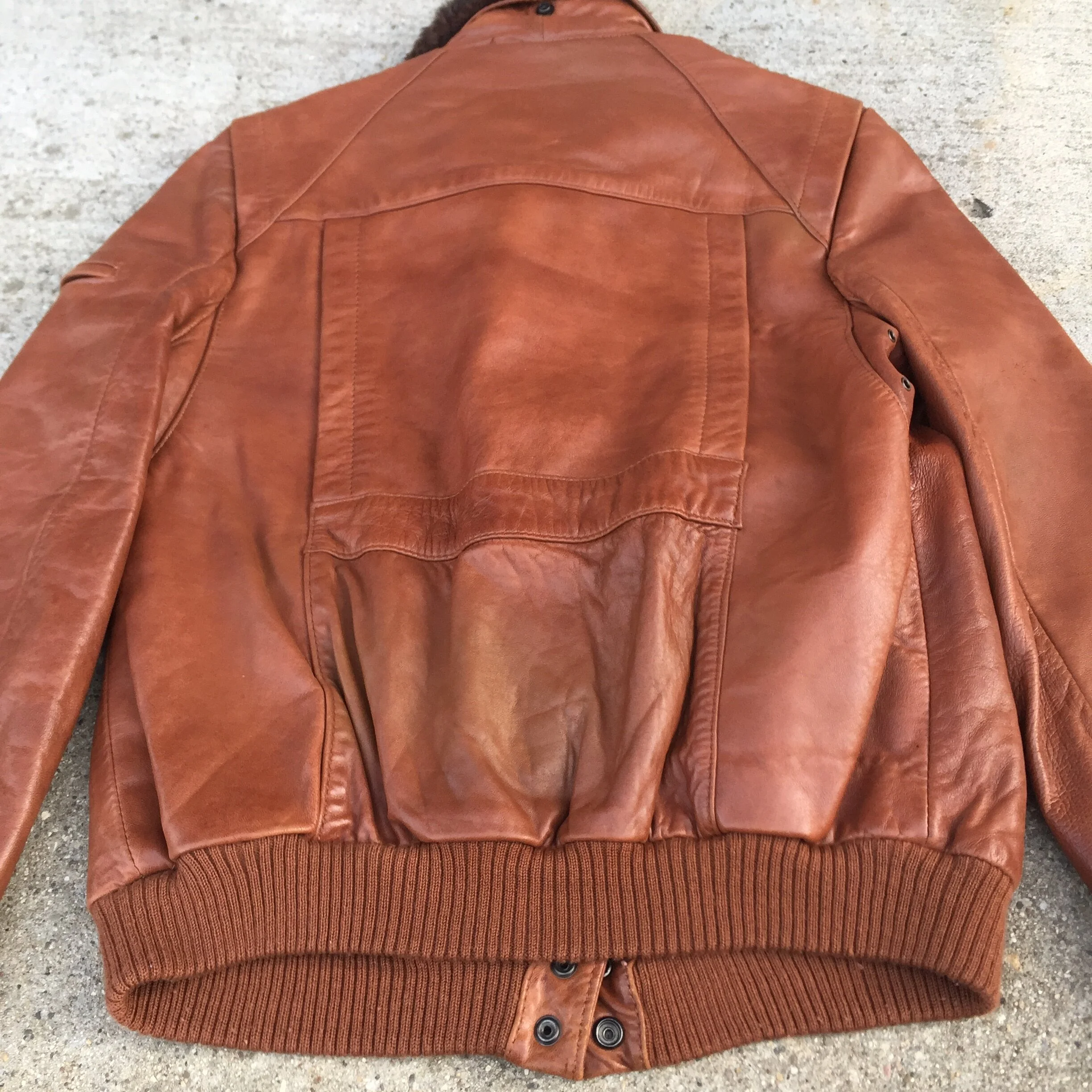 BrownLeatherJacket_fakefurcollar_11.JPG