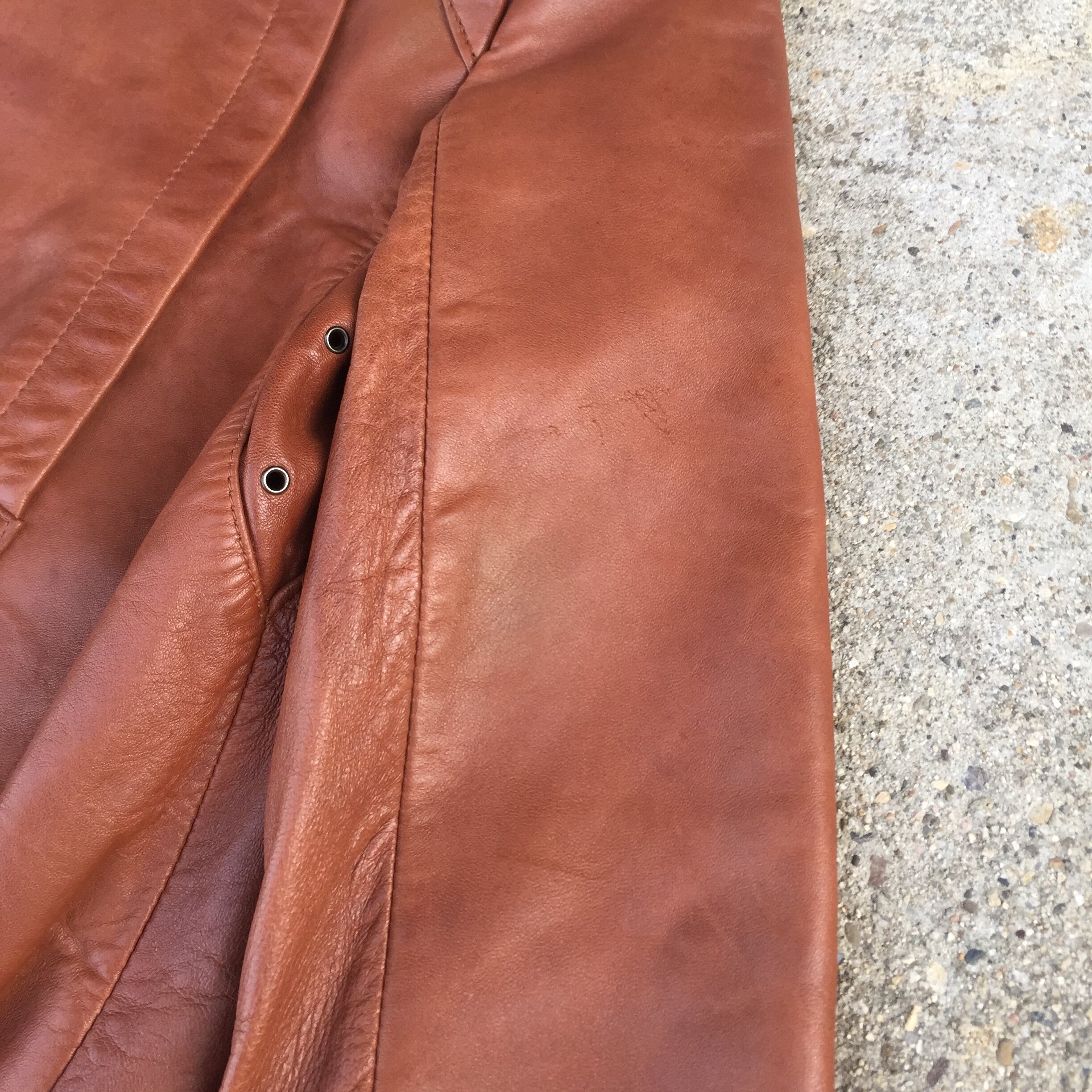 BrownLeatherJacket_fakefurcollar_14.JPG
