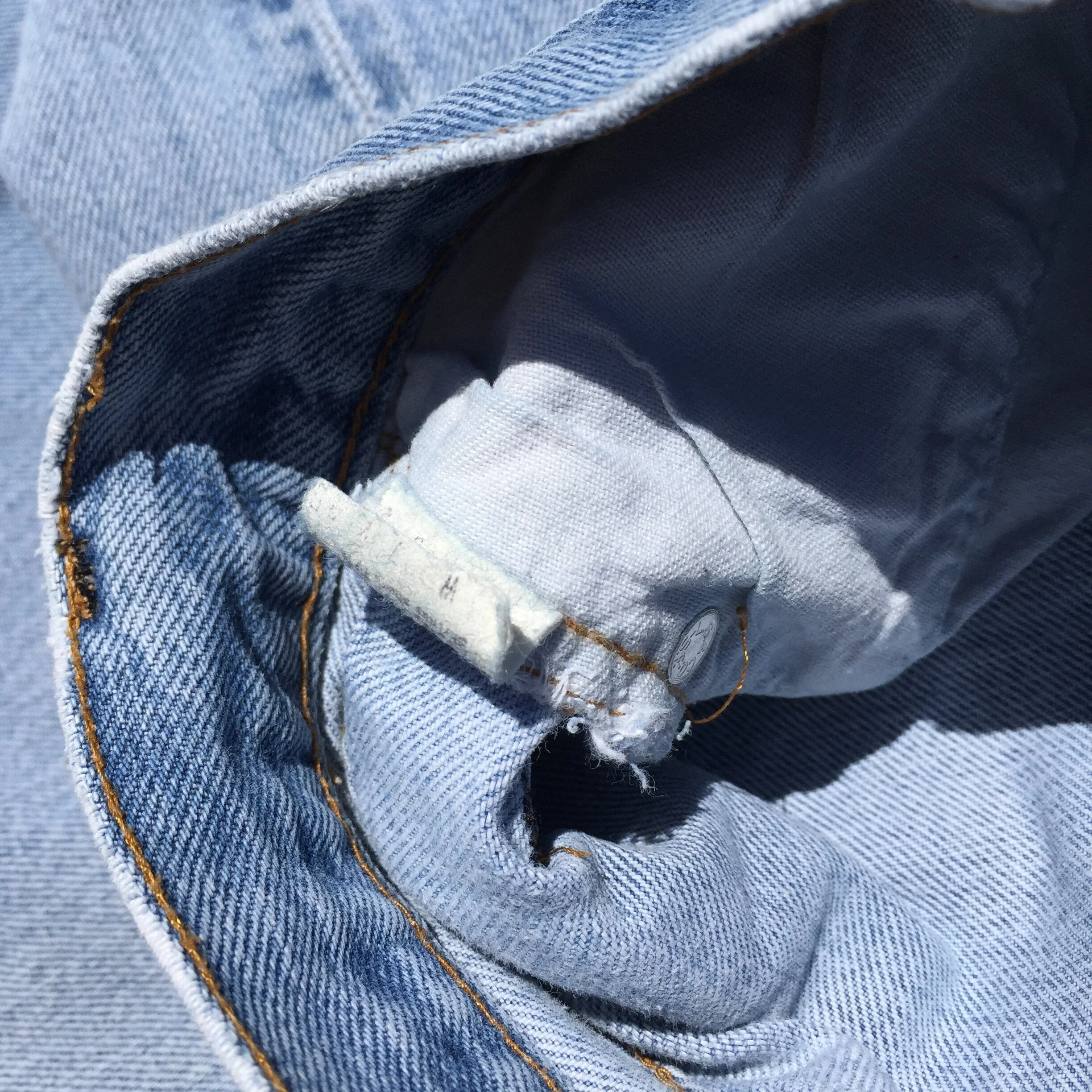Levis_selvedge_verysmall_17.JPG