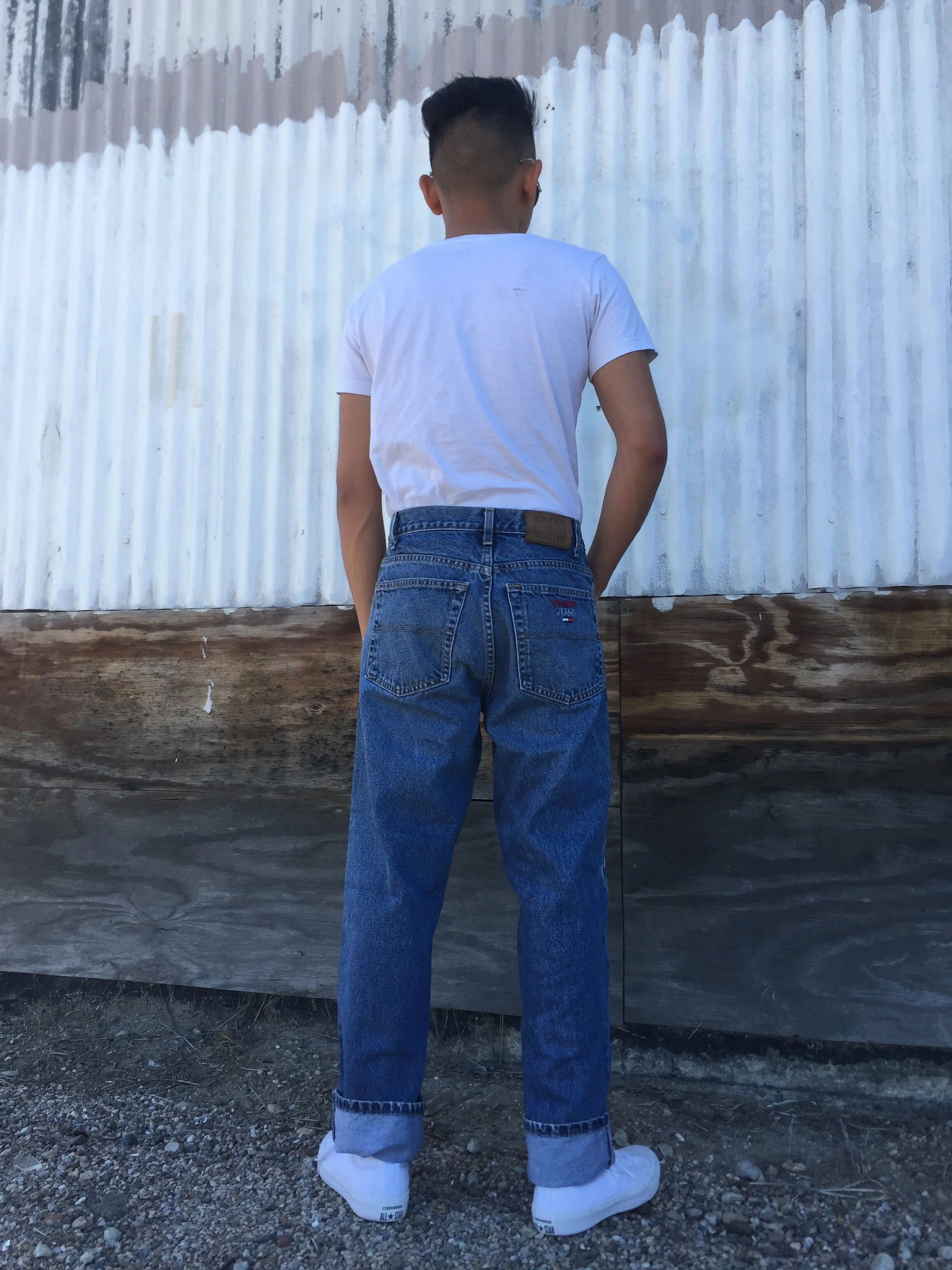 TH_jeanspocketflagDARK_Justin3.JPG