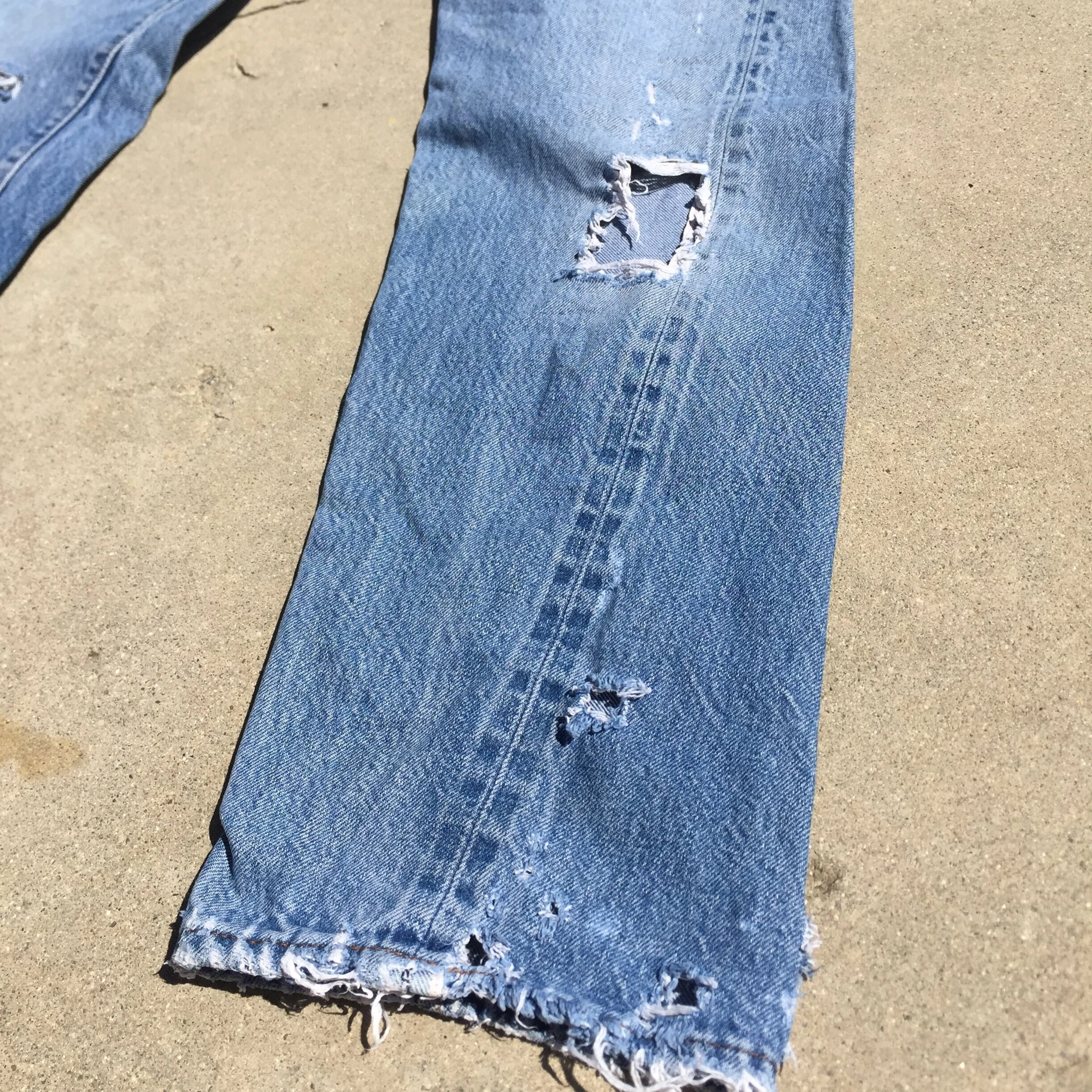Selvedge_smalldistressed_13.JPG