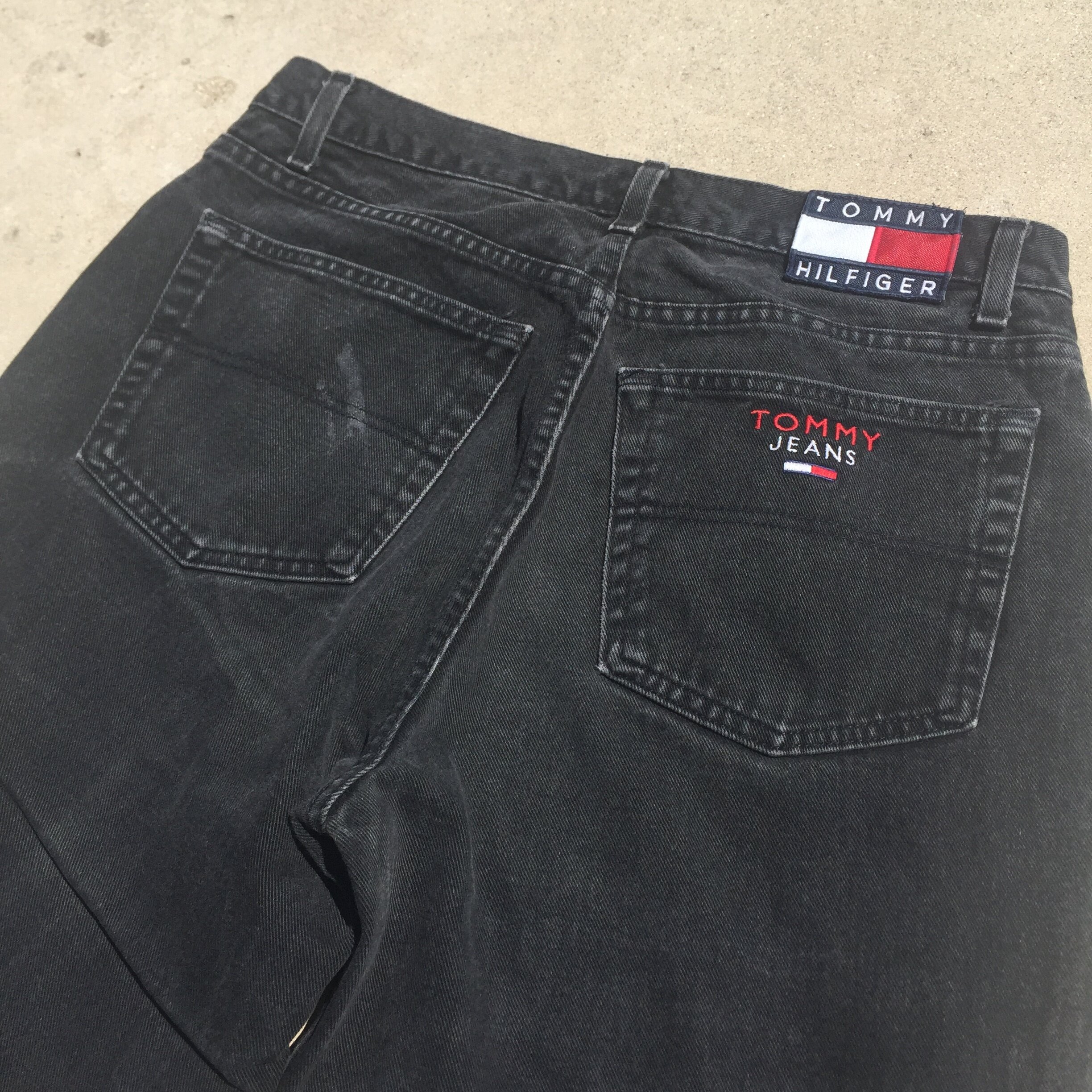 TH_BlackJeans_PocketDetail_5.JPG