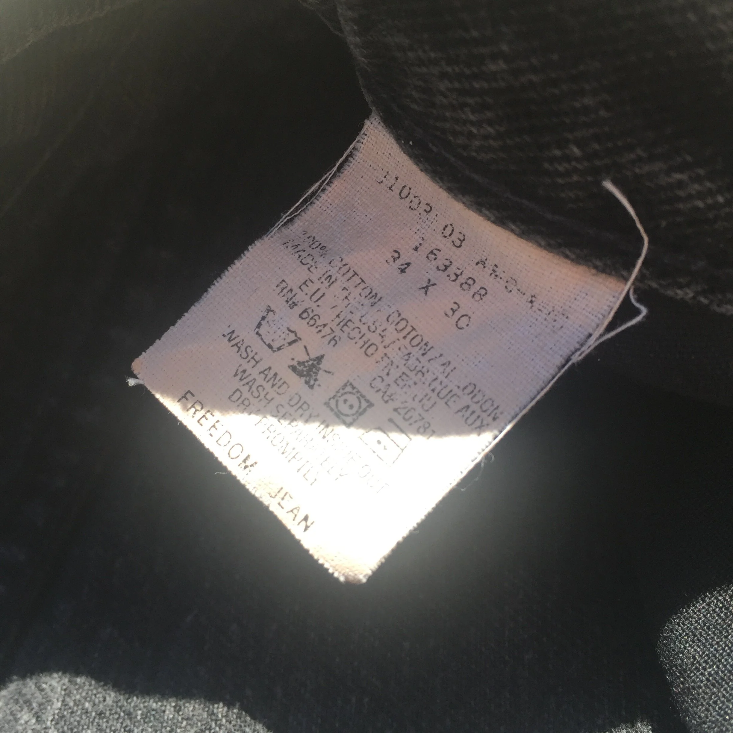 TH_BlackJeans_PocketDetail_6.JPG