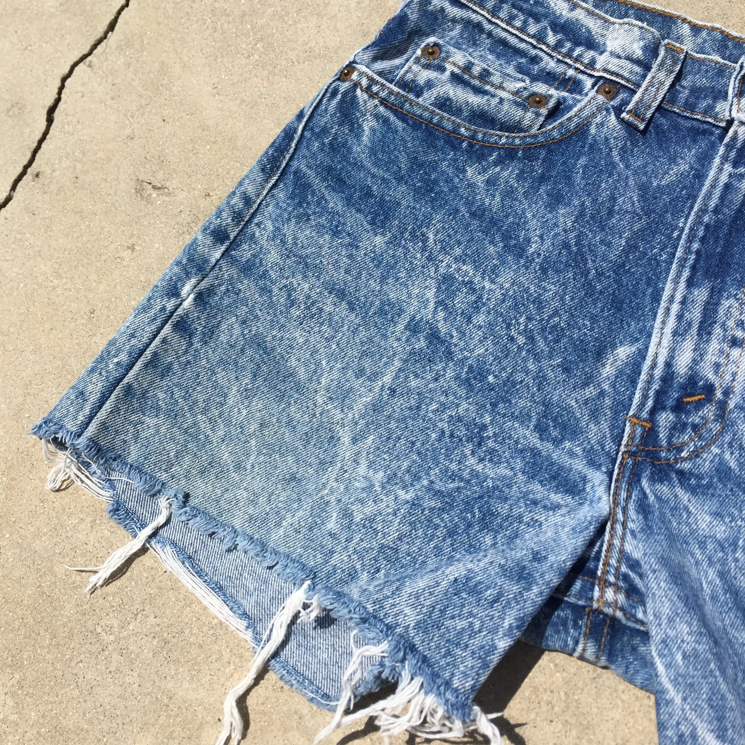 Levis_AcidWash_505s_3.JPG