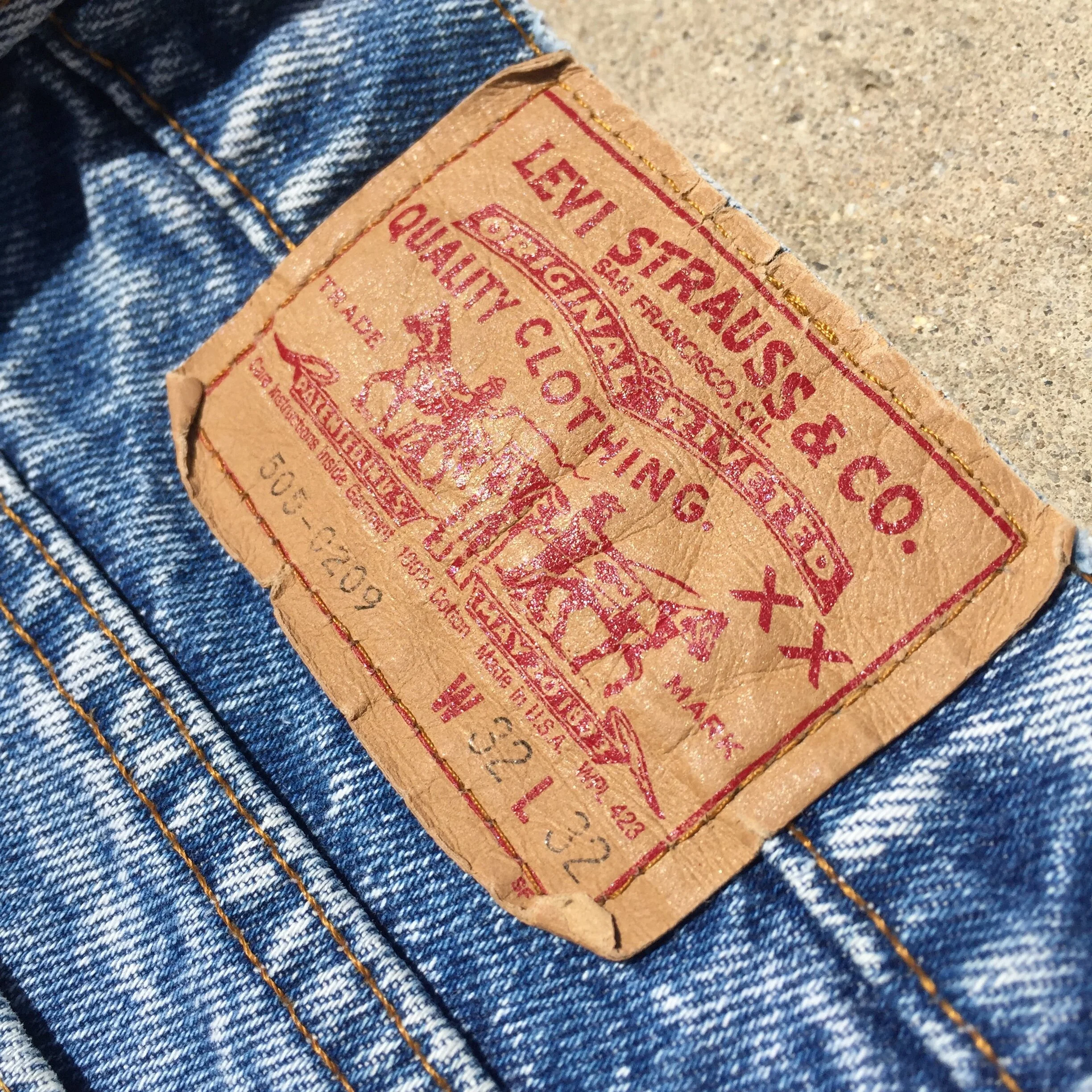 Levis_AcidWash_505s_6.JPG