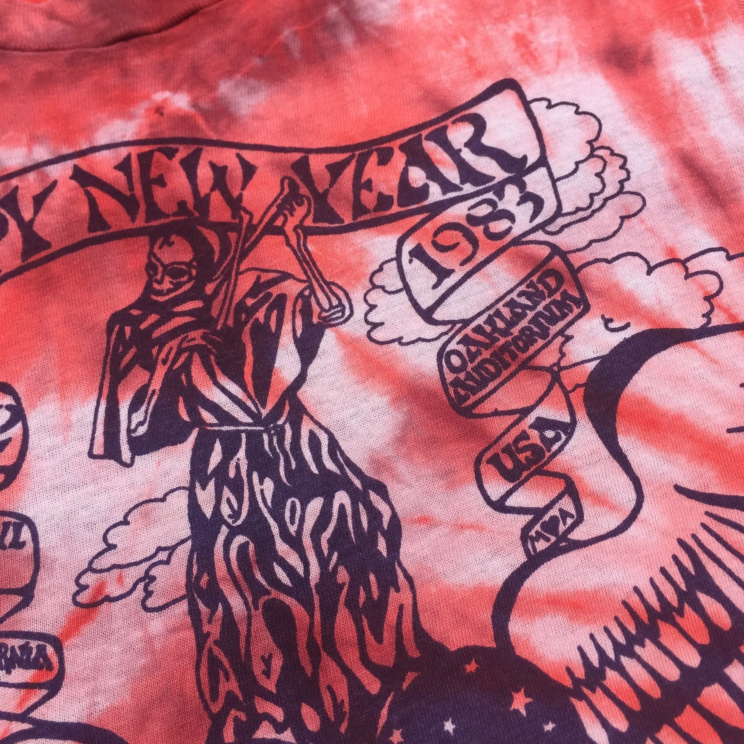 GD_82:83_NYE_RedTieDyeShirt_4.JPG