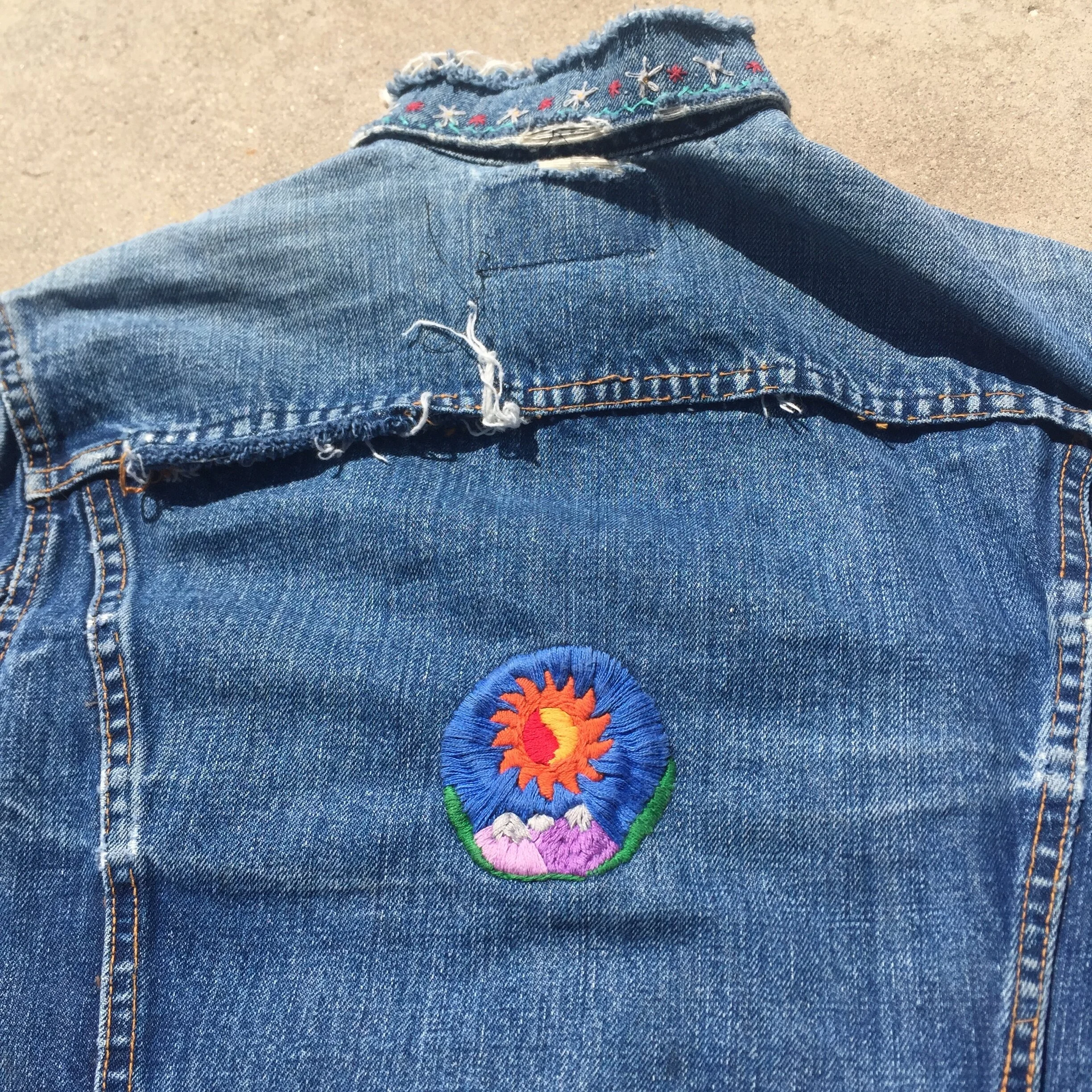 Levis_BigE_EmbroideredJacket_13.JPG
