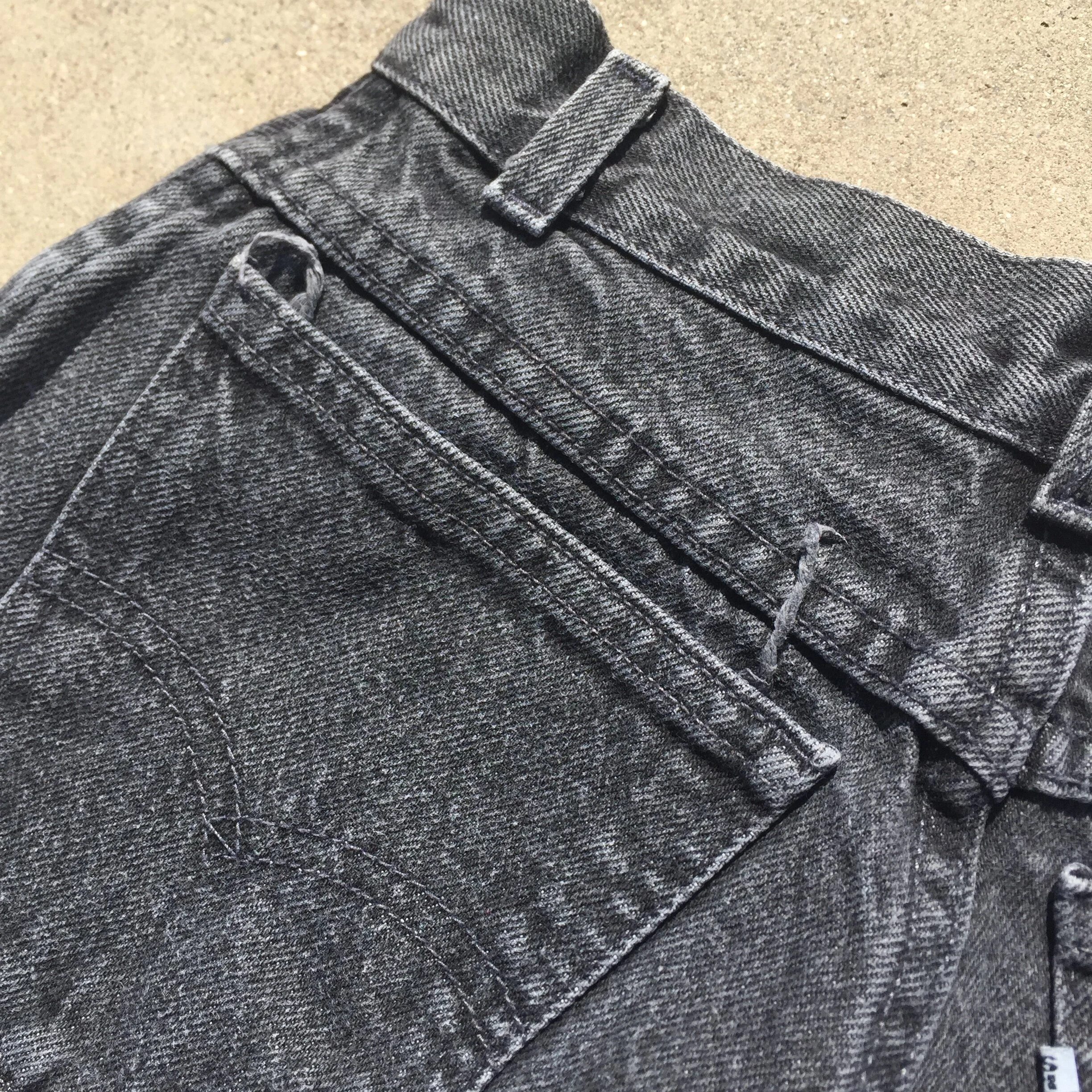 CharcoalBlackLevis_9_6.JPG
