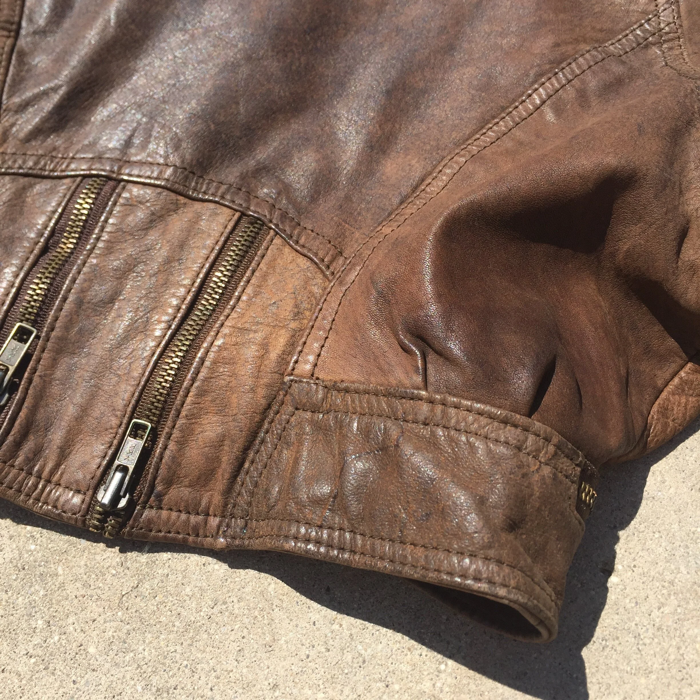 BrownCroppedLeatherJacket_14.JPG