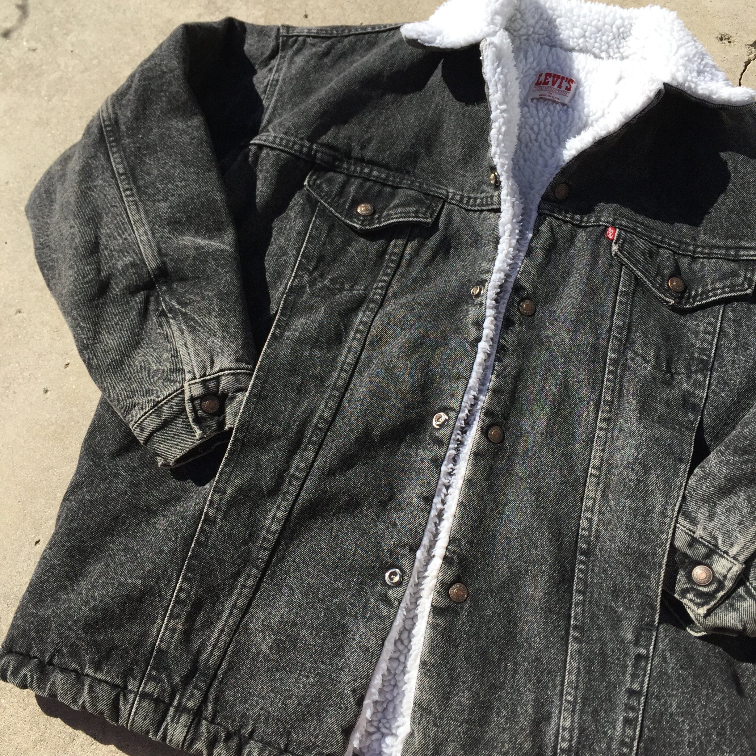 LevisBlackSherpaCoat_2.JPG