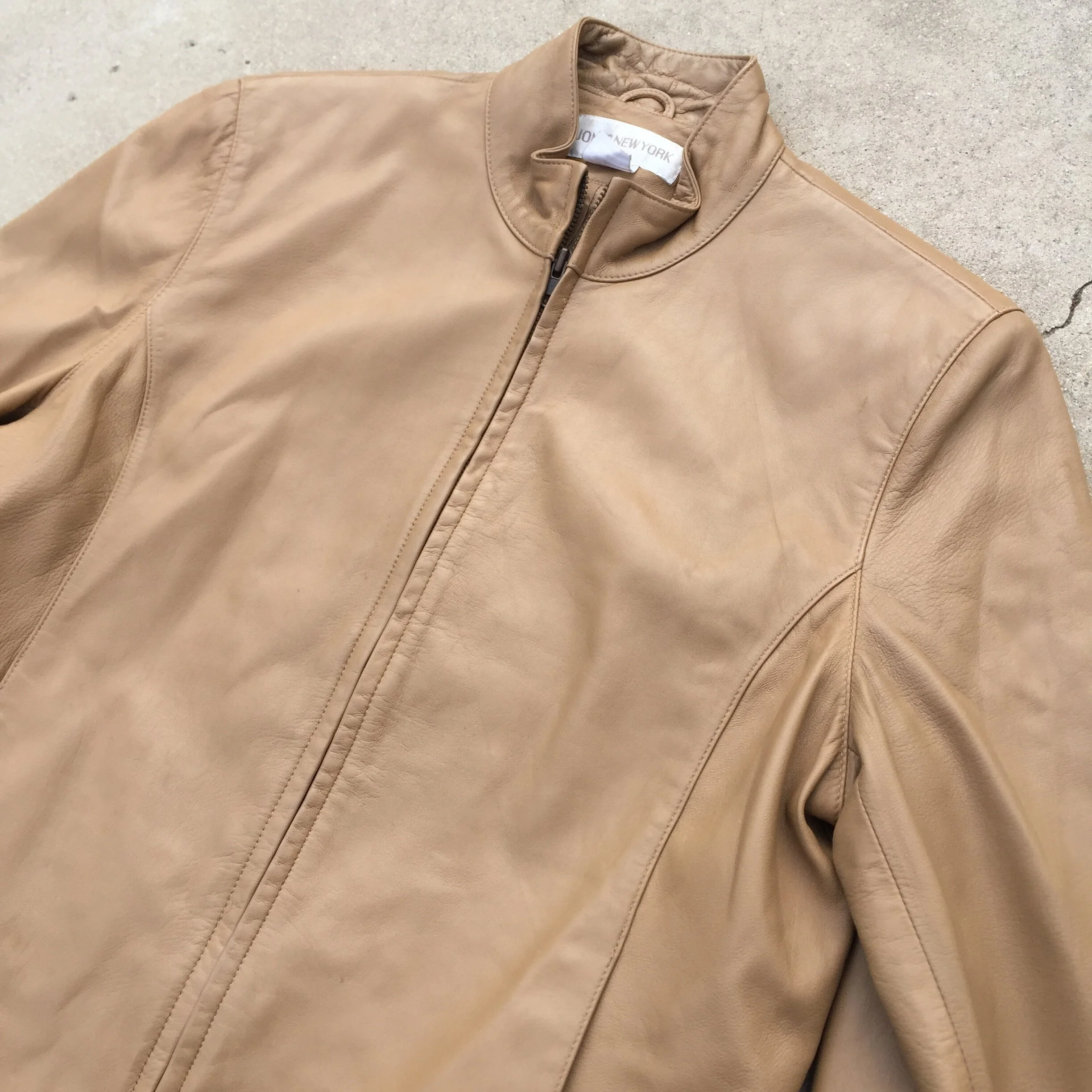 LightBeige_LeatherJacket_8.JPG
