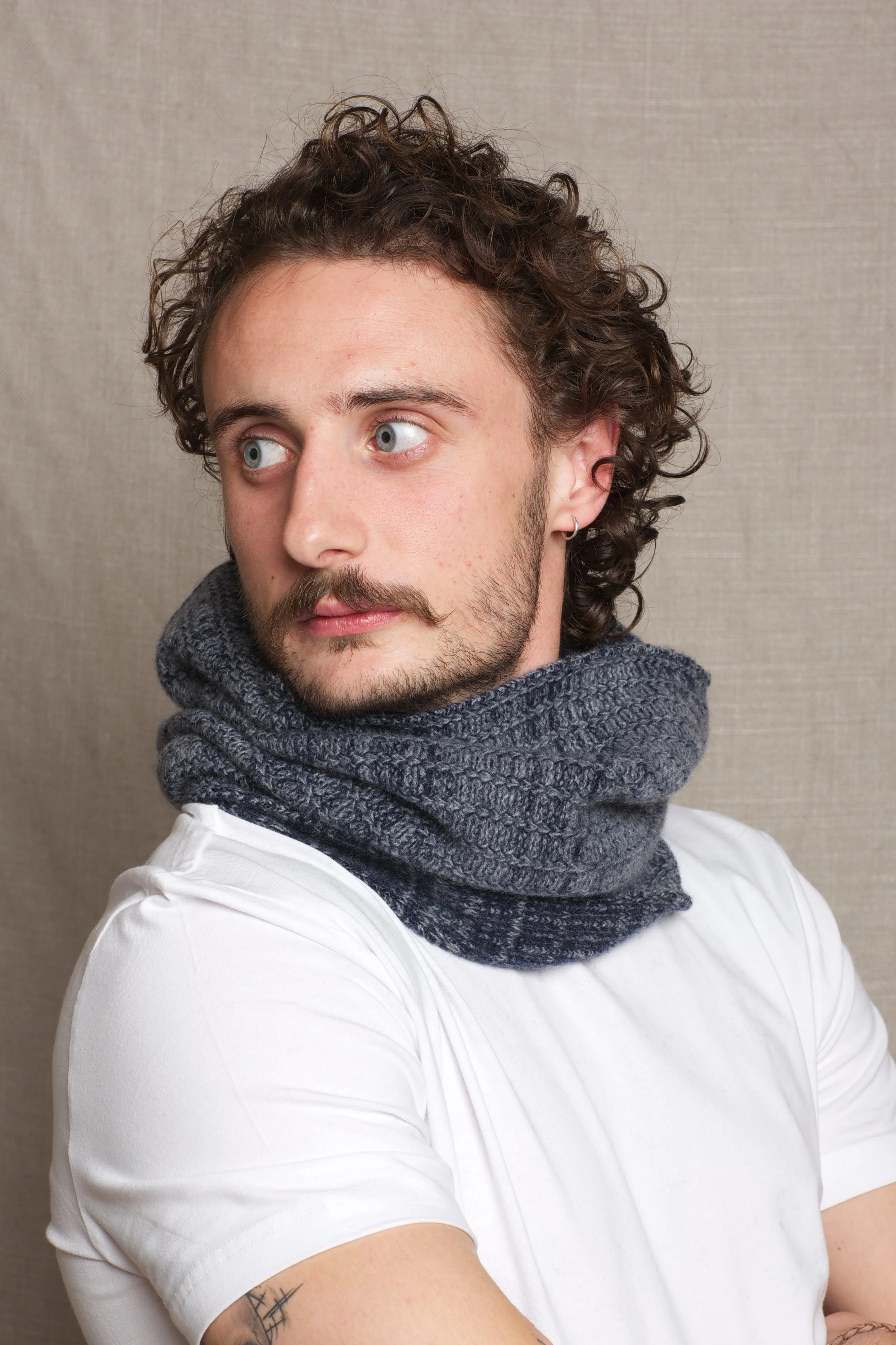 mens cashmere snood