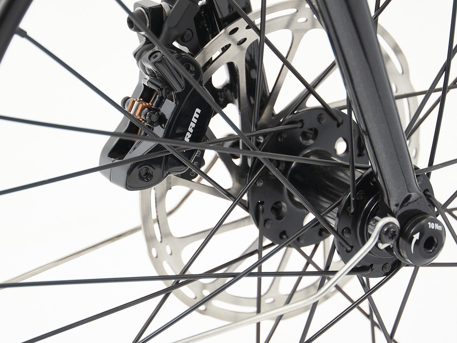 Omnium-E_Cargo_V3-disc-brake-web.jpg